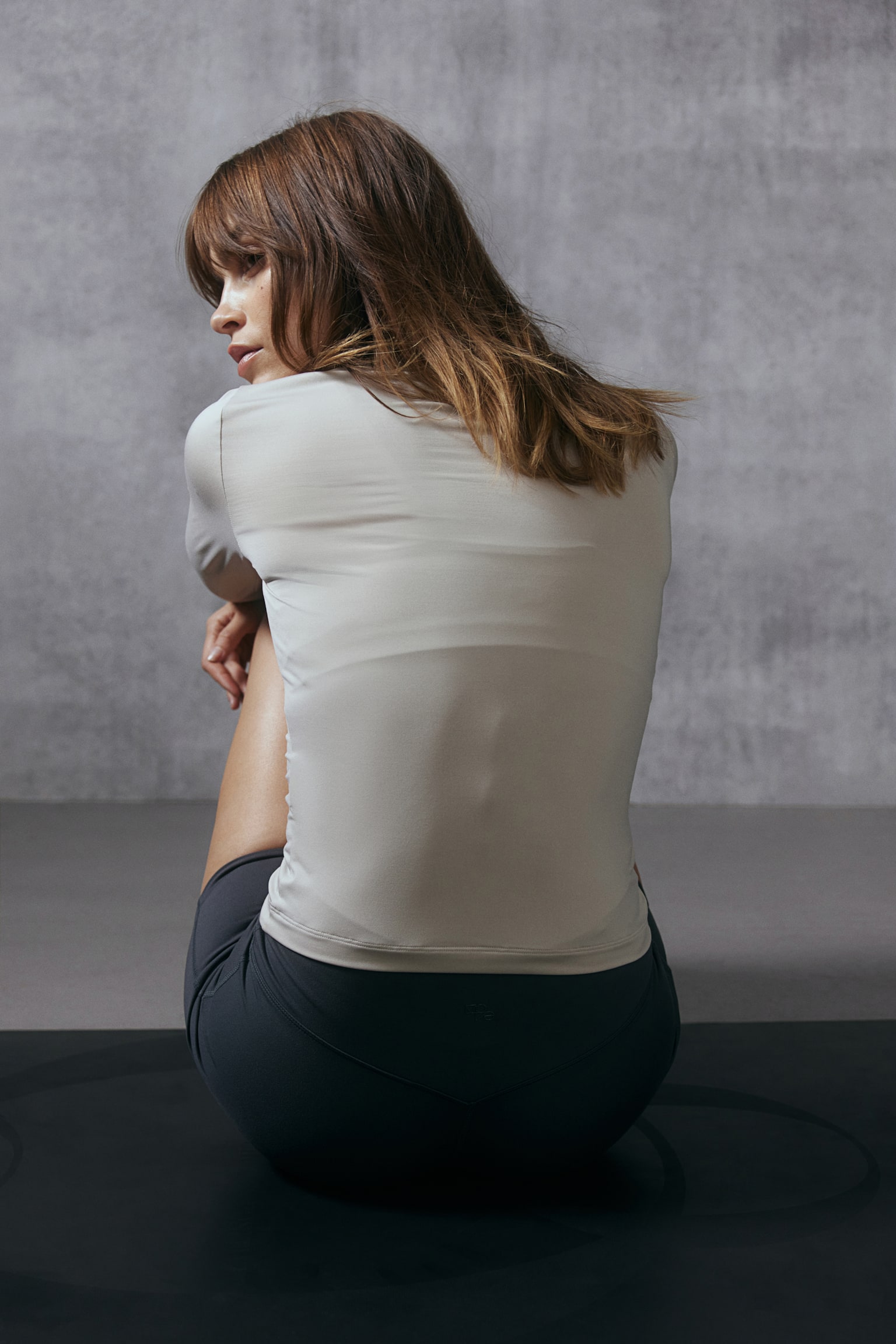 Sports top in DryMove™ - Beige/Dark greige/Dark grey - 7