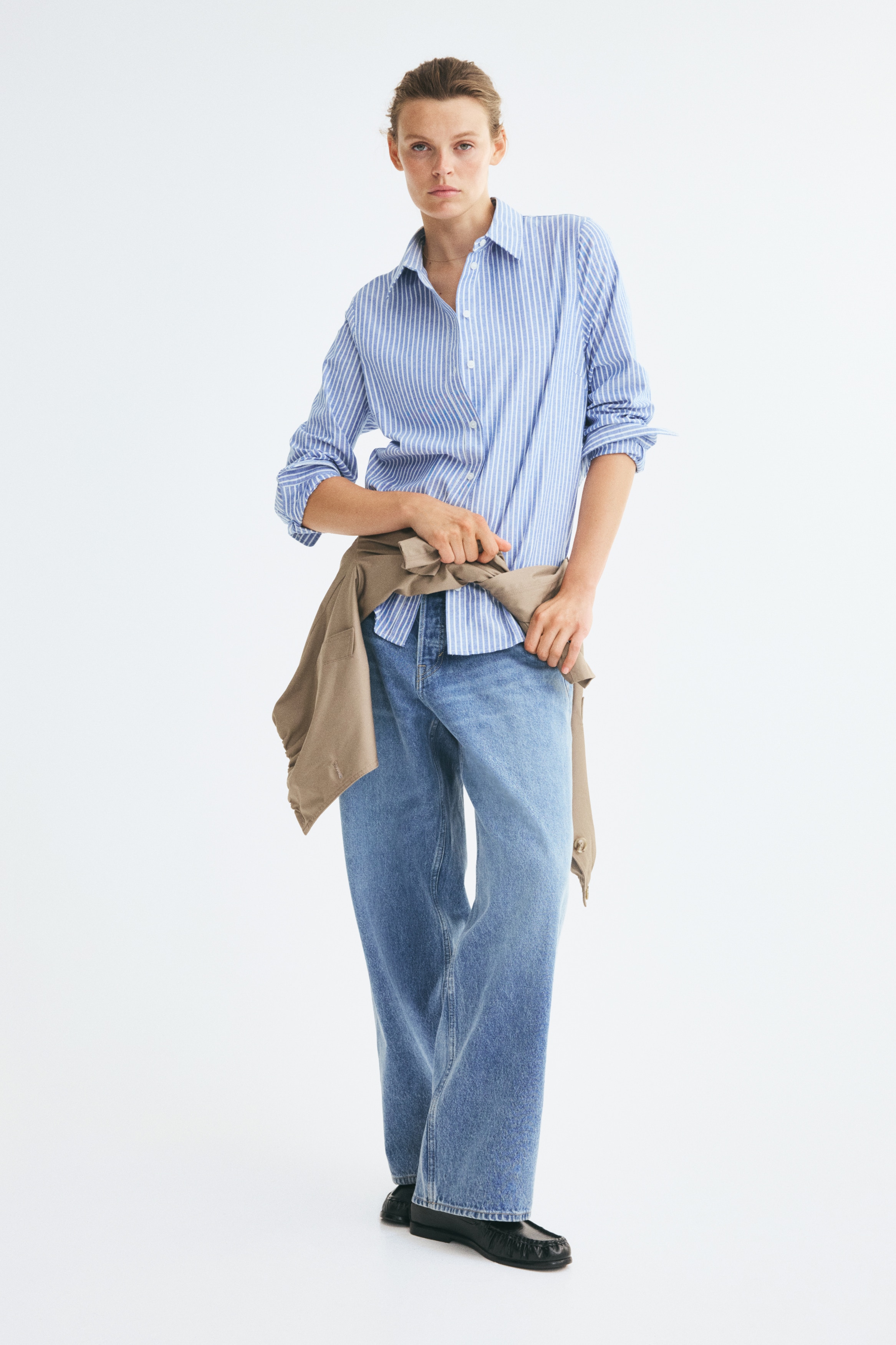 Oxford shirtModel