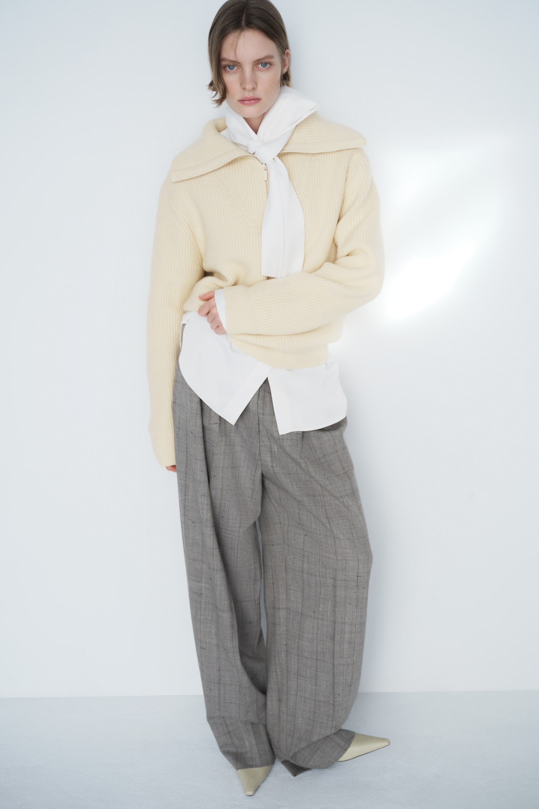 이미지 확대 보기: 리브니트 집탑 스웨터 - 라이트 옐로 - 여성 | H&M KR 1