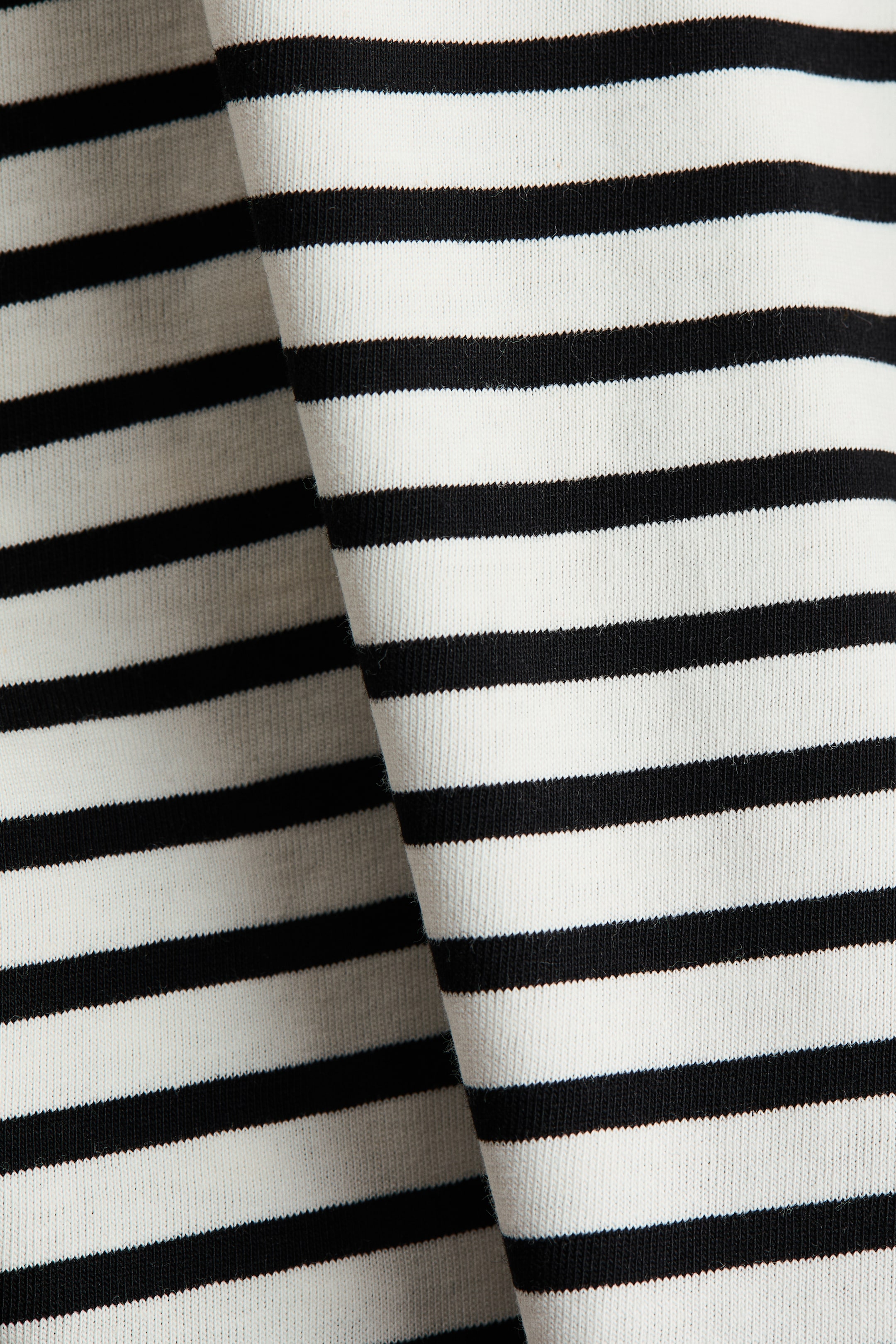 Long-Sleeved Cotton Top