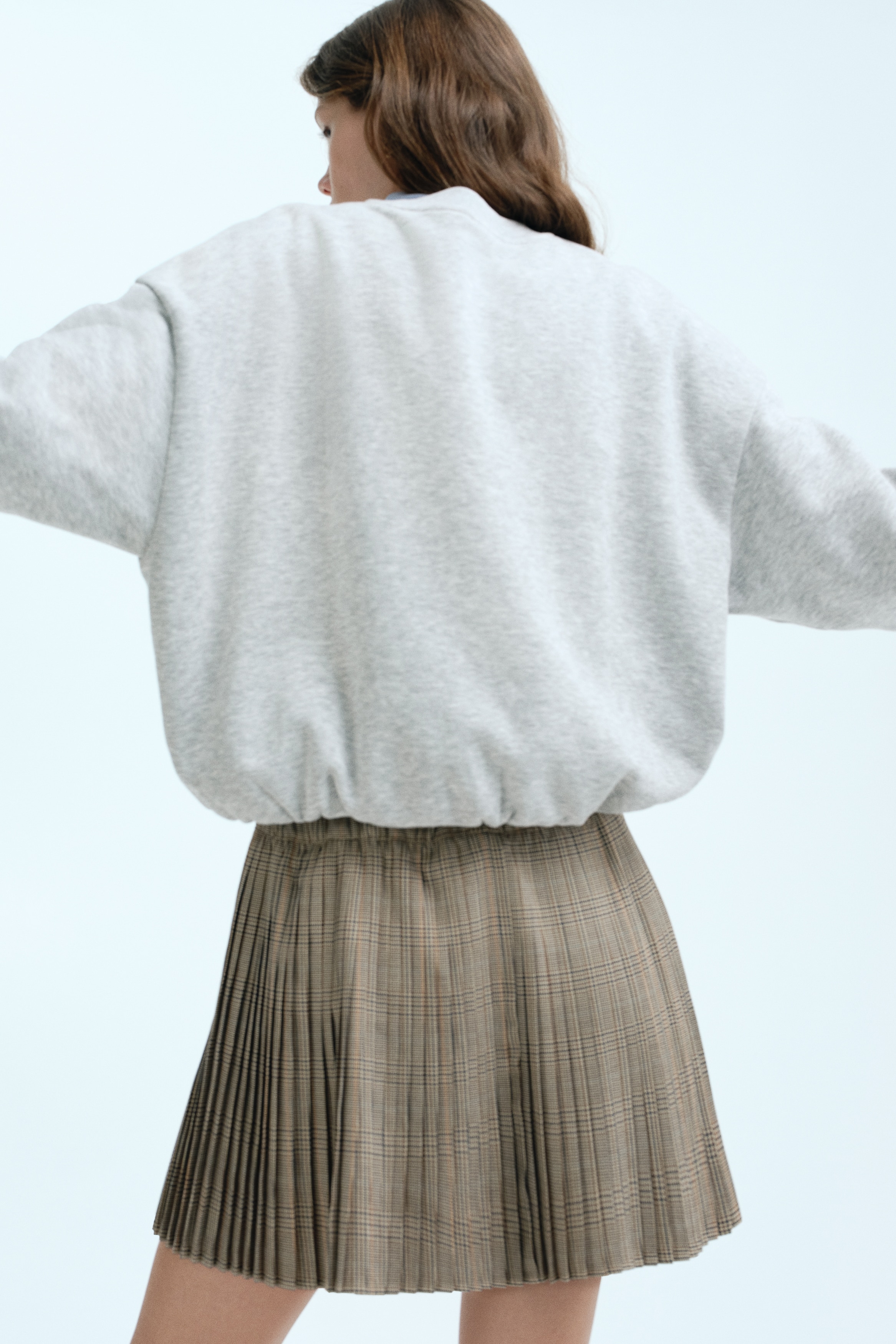 Oversized sweatshirt