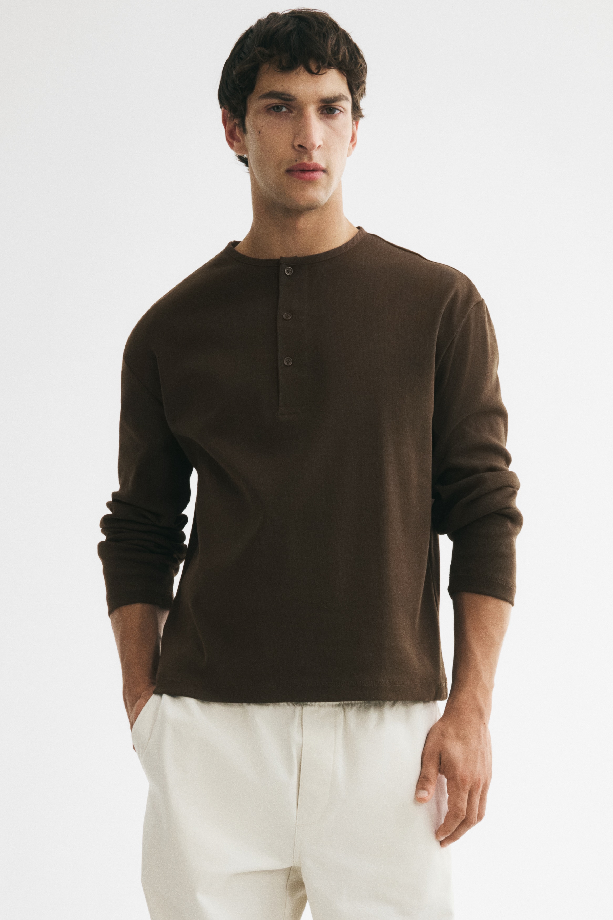 Μπλούζα Relaxed Fit με κουμπιά στο πάνω μέρος - Σκούρο χακί/Μαύρο/Ιβουάρ