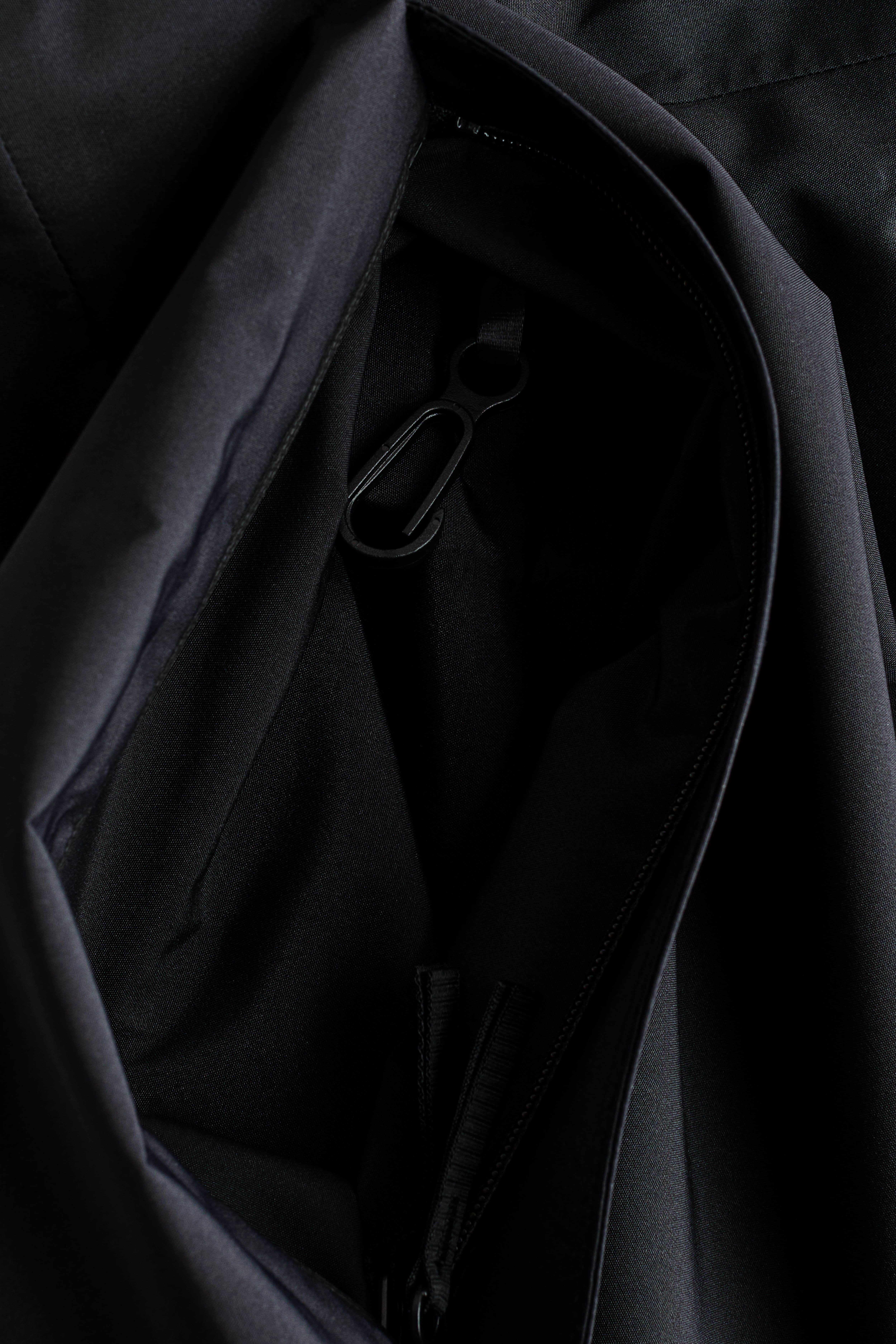 Packable Rain Jacket with StormMove™