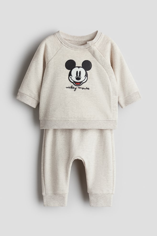 2-teiliges Sweatshirt-Set mit Applikationen - Hellbeige/Micky Maus - 1