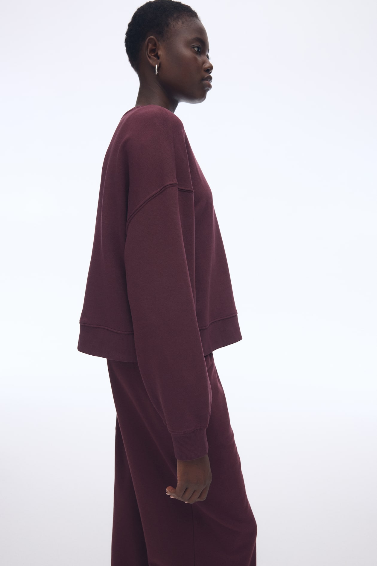 Sweatshirt - image 4