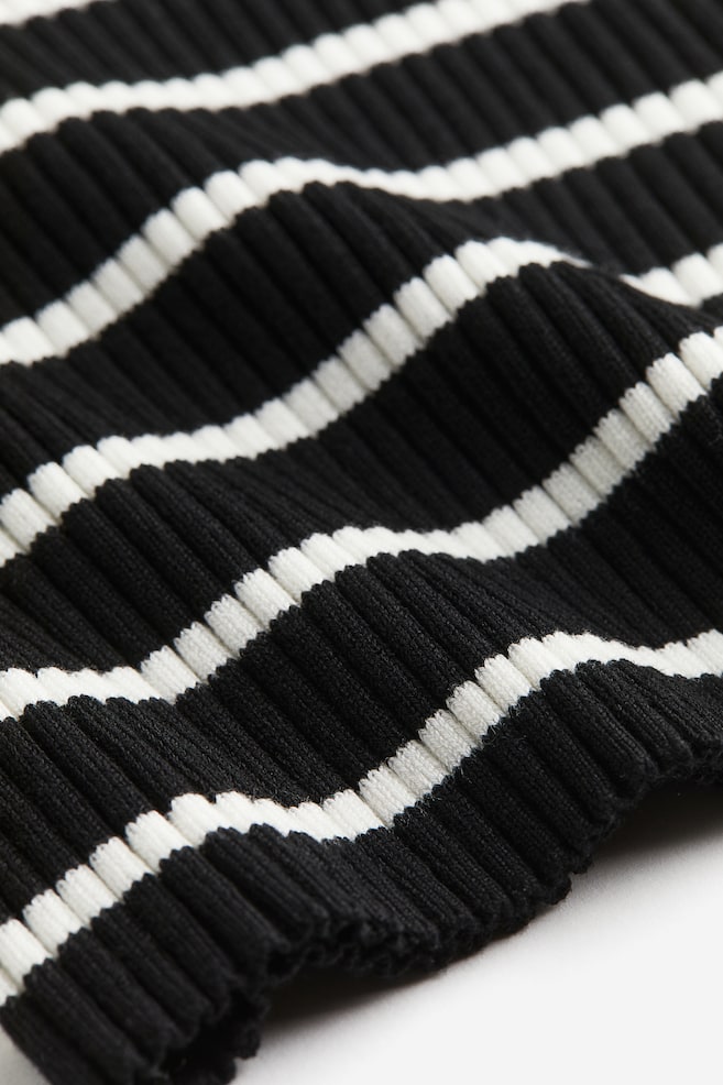 Rib-knit vest top - Black/White striped/Black/White - 3