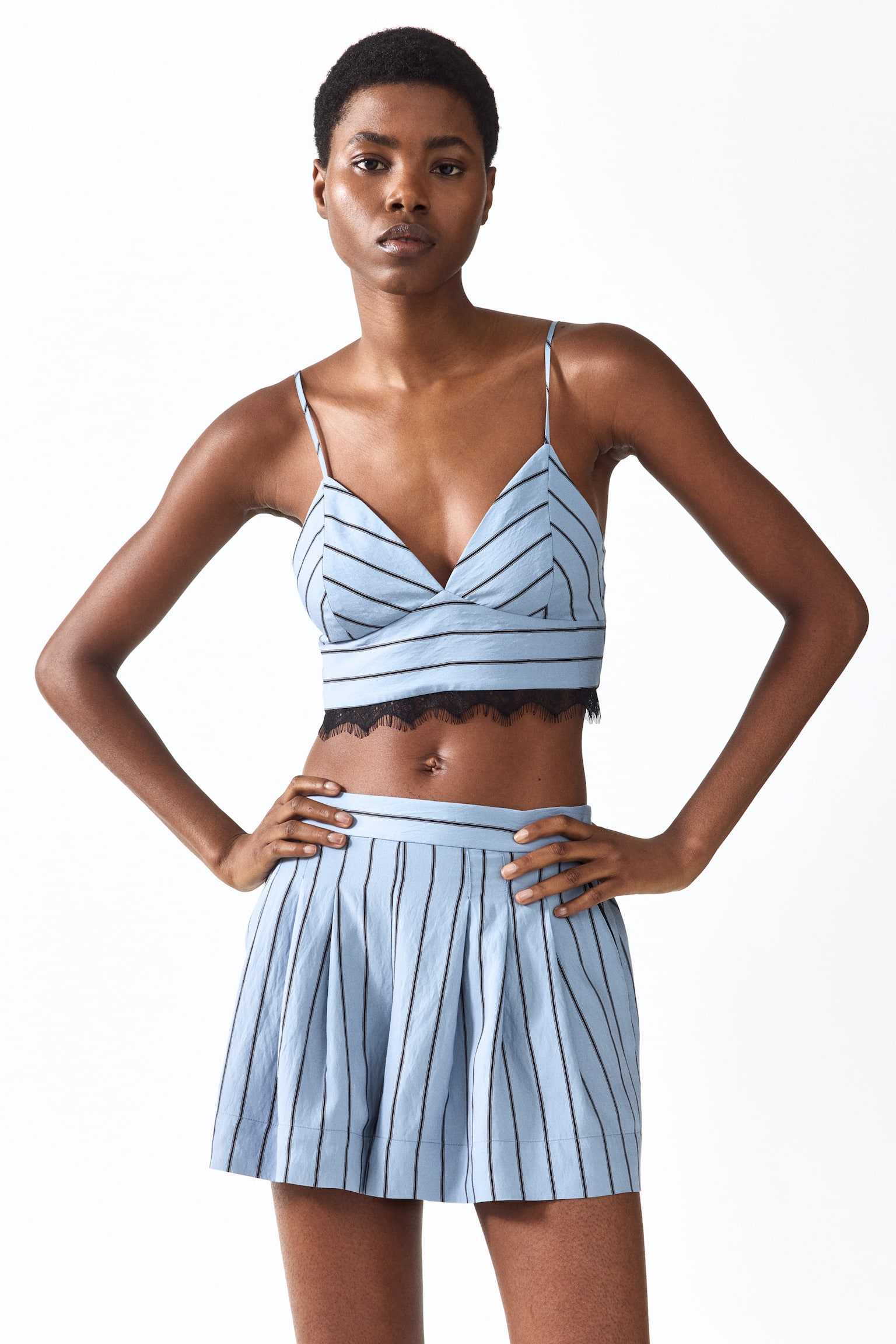 Lace-trimmed cropped top - Light dusty blue/Striped - 4