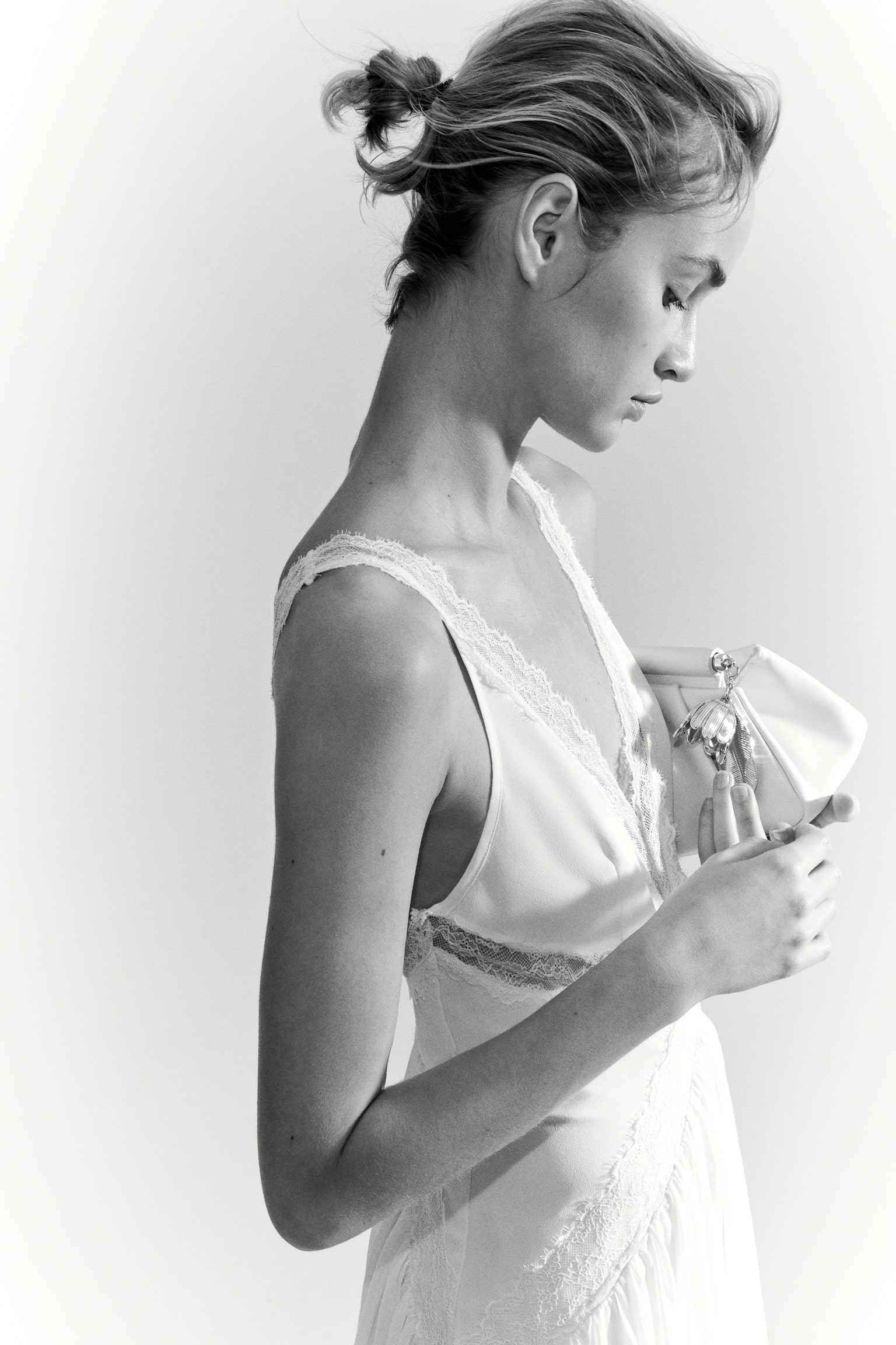 Lace-inset chiffon dress - Yellow - 6