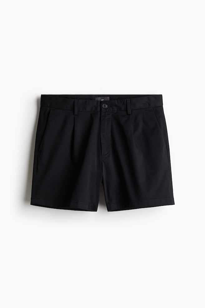 Bundfaltenshorts in Regular Fit - Schwarz - 1