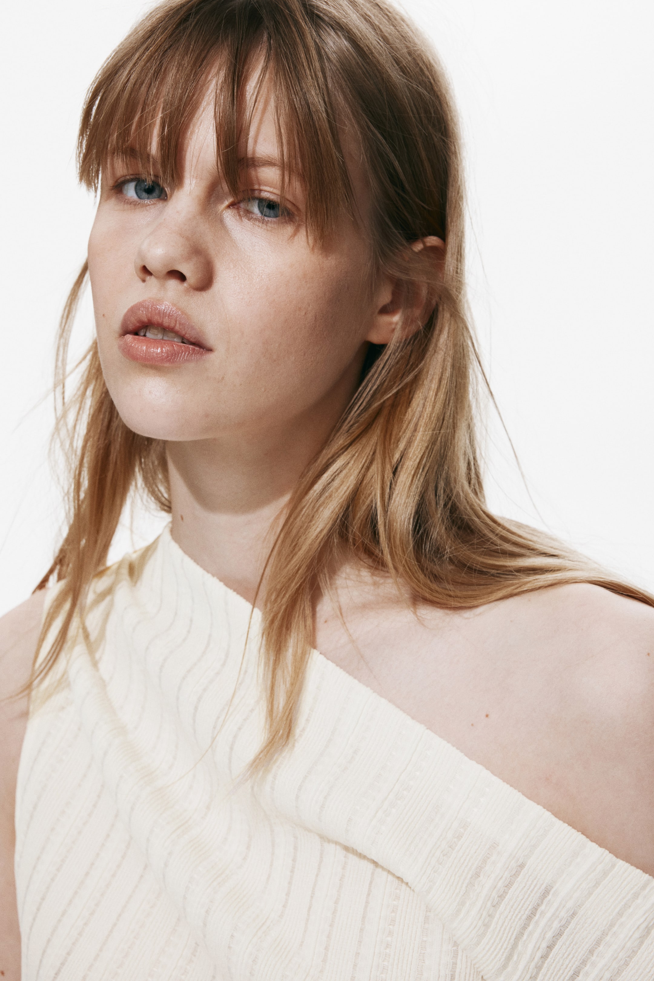 Haut asymétrique texturé