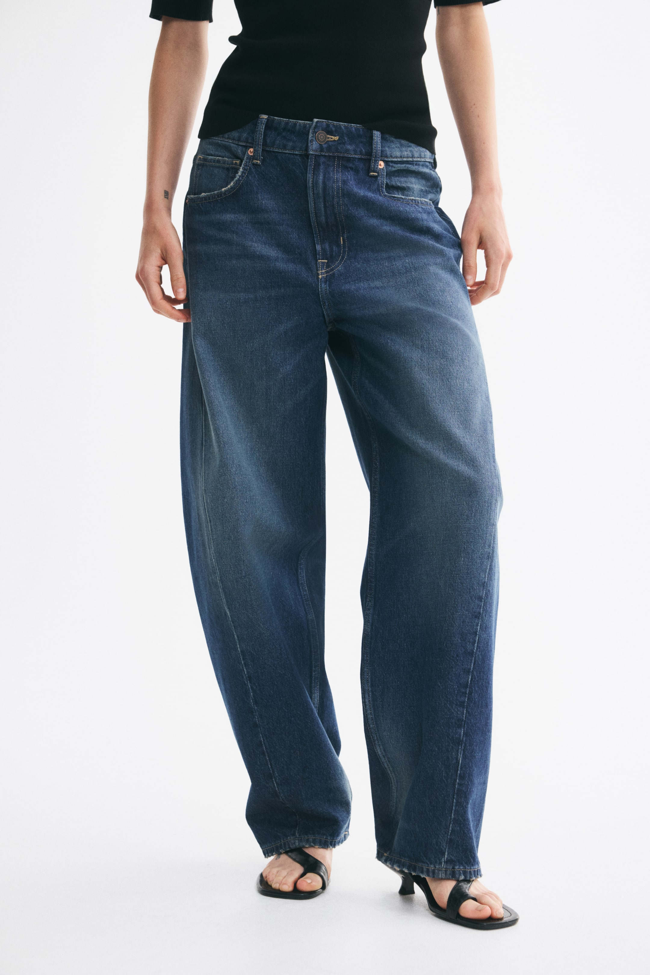 Barrel-Leg Regular-Waist Jeans