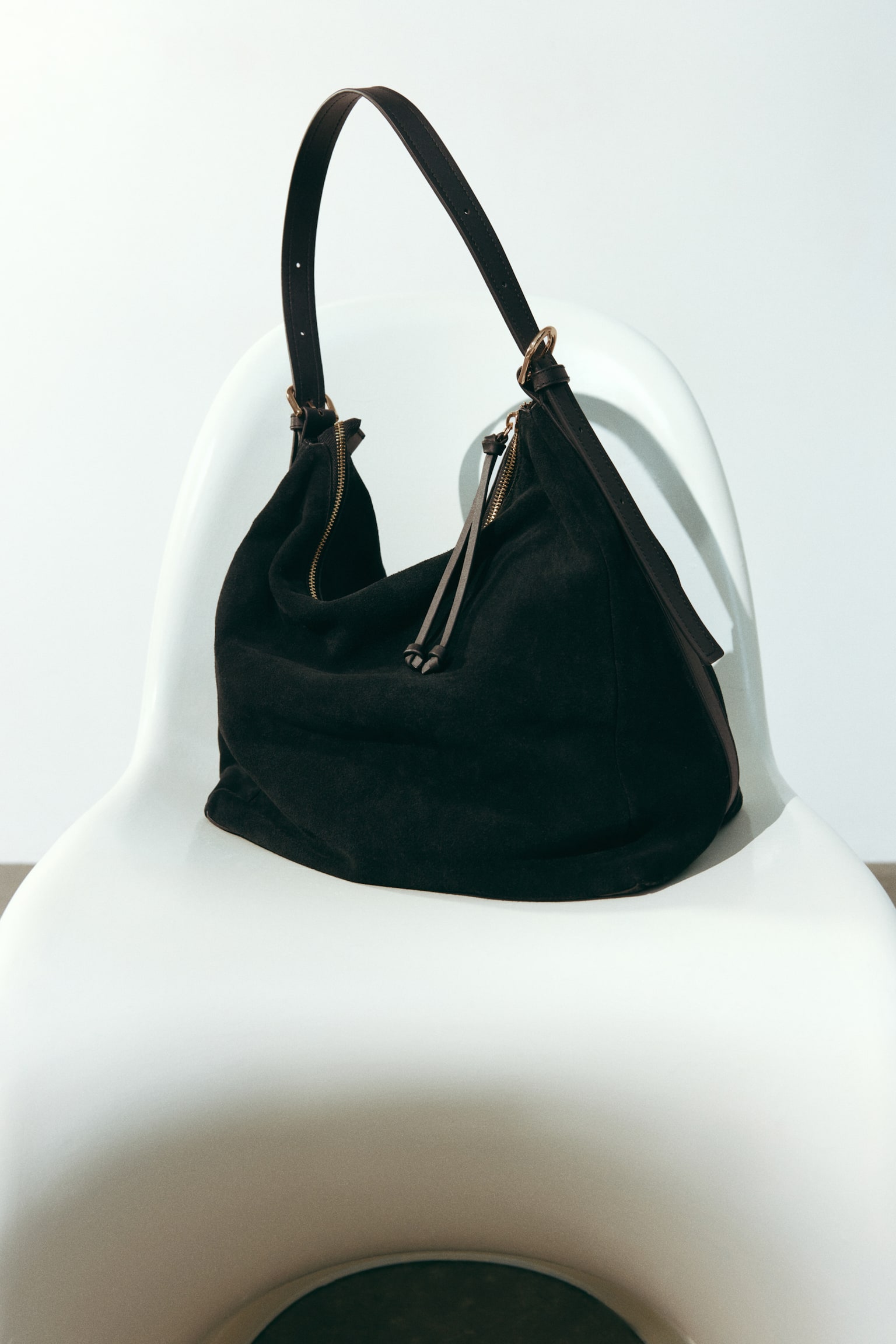 Split suede shoulder bag - Black - 1