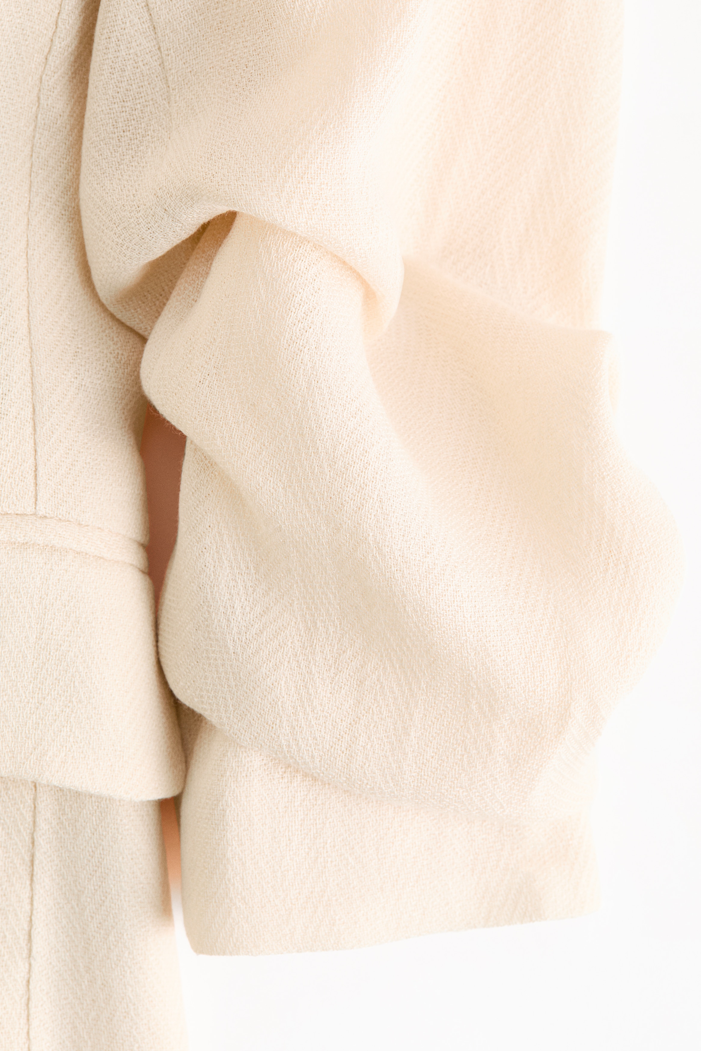 Gathered-sleeve blazer