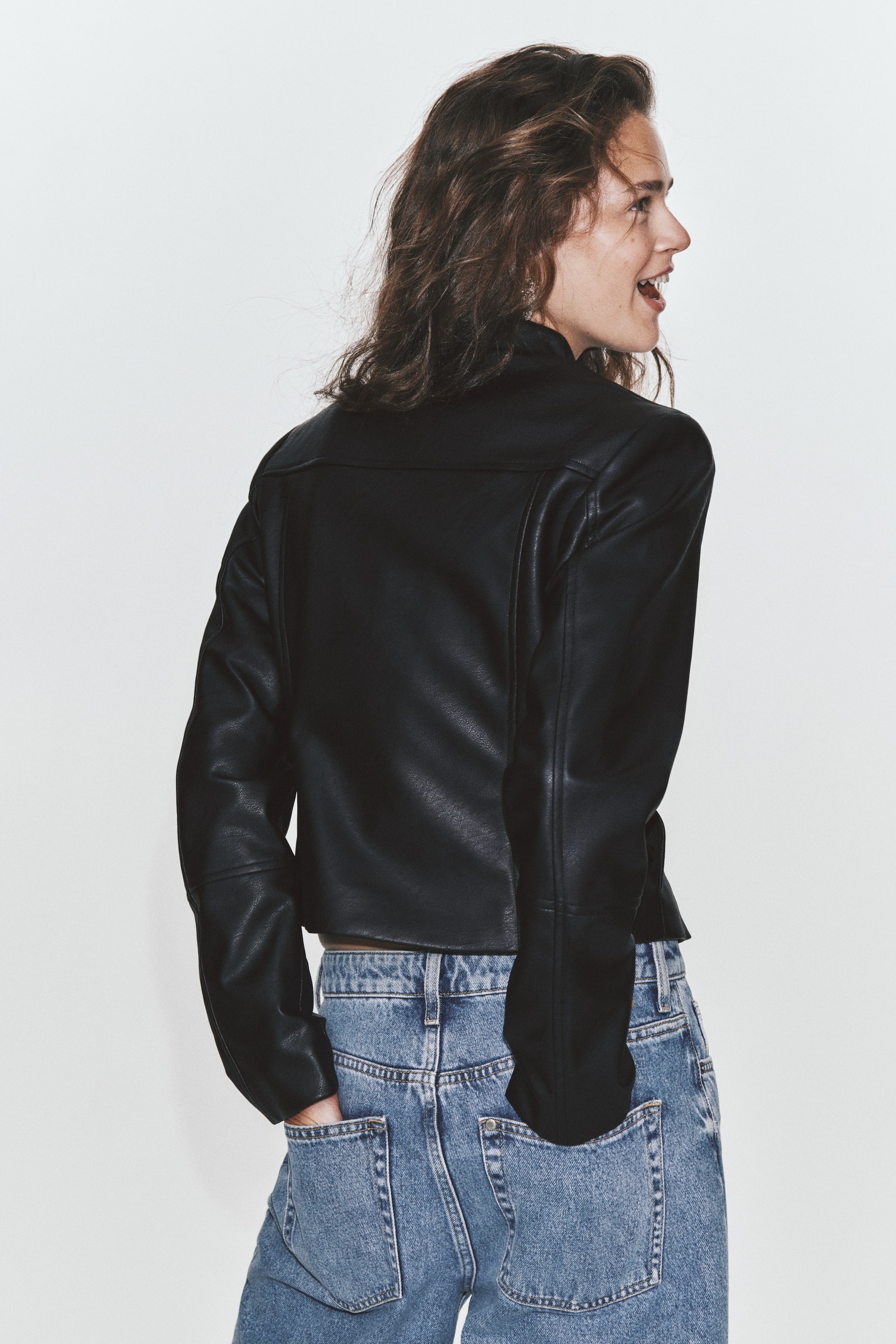 Veste en tissu enduit avec détails à boutons