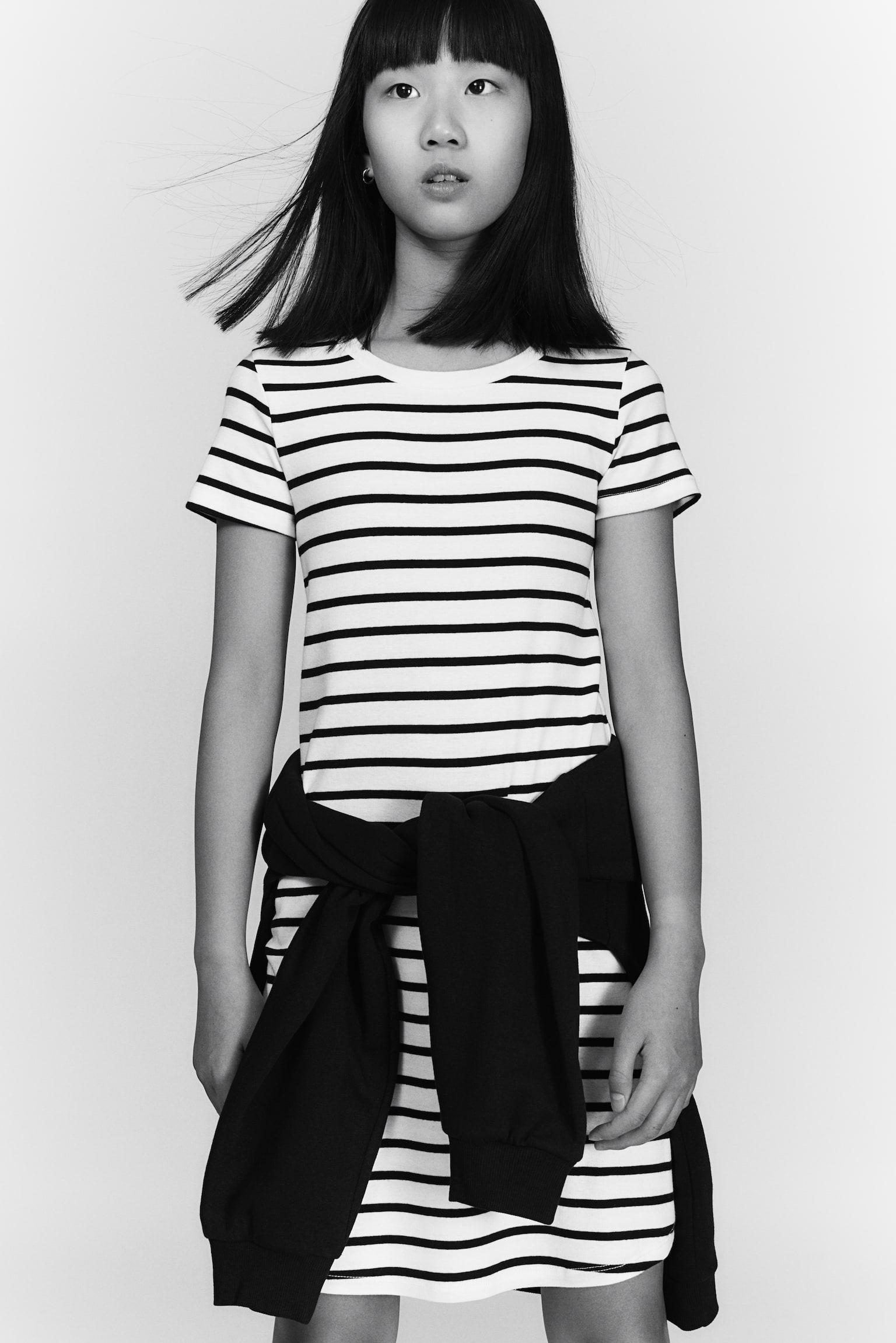 Short-sleeved jersey dress - White/Black striped - 2