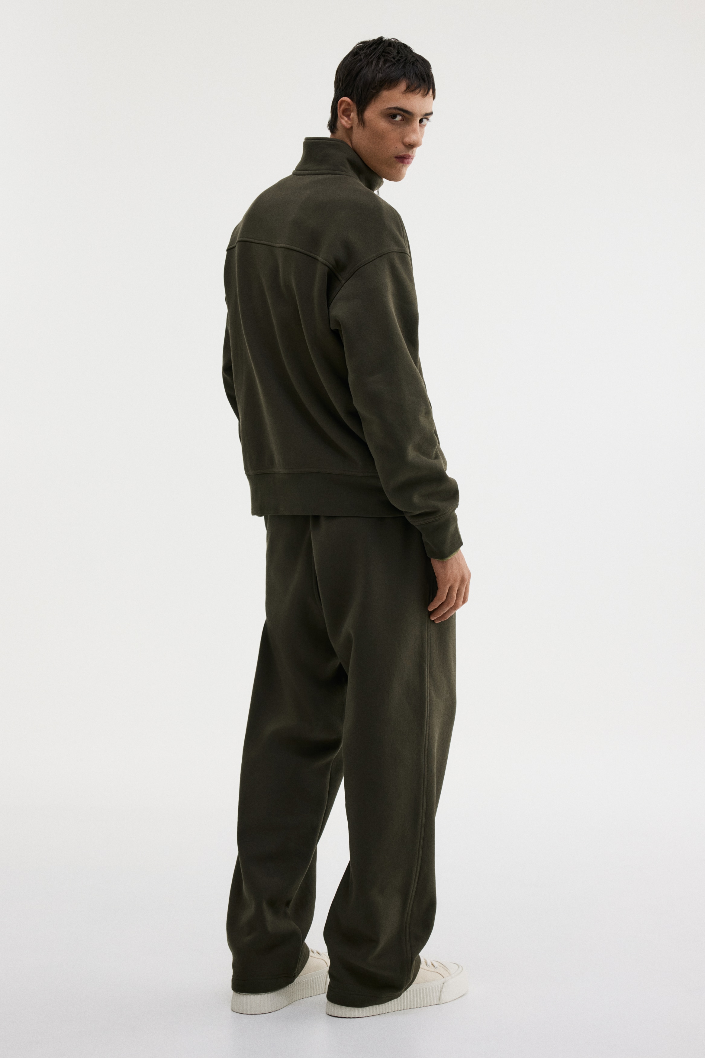 Loose Fit Zip-top sweatshirt