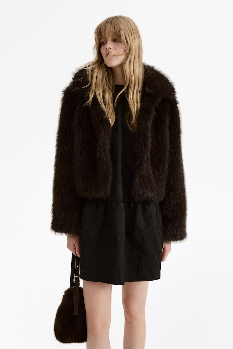 クロップドフラッフィジャケット - ベージュ - レディース | H&M JP