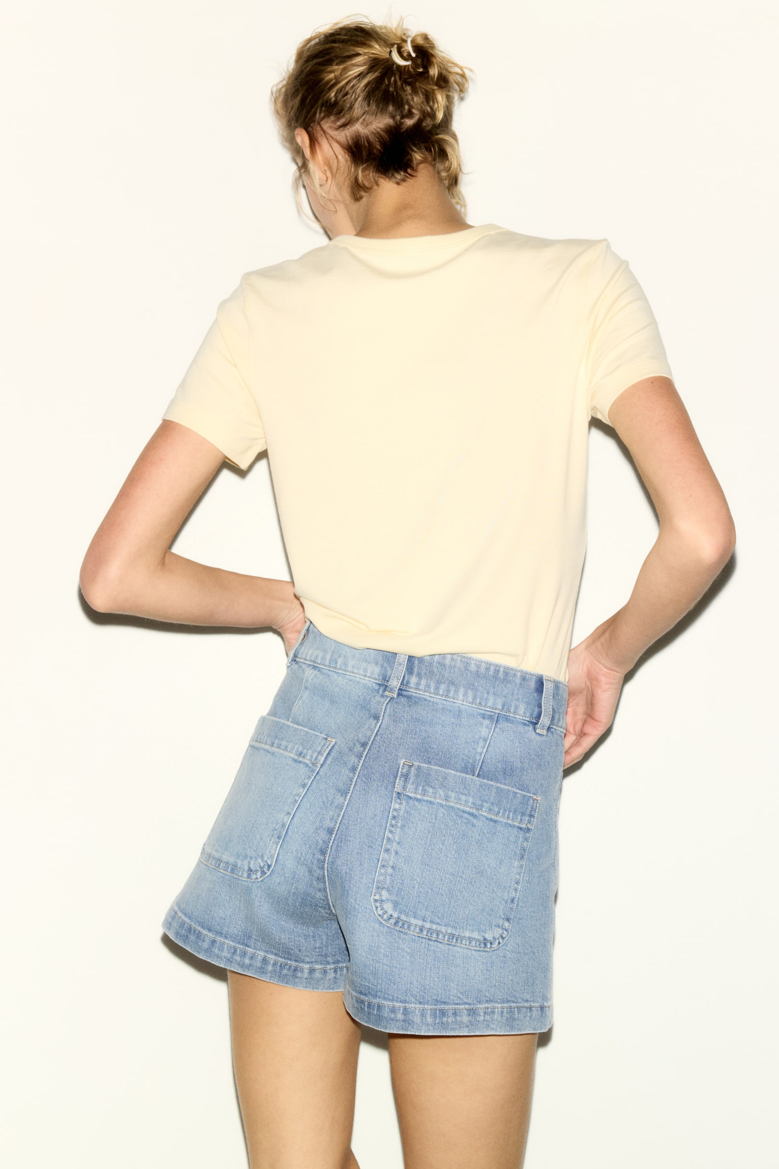 Shorts i denim med høj talje - Lys denimblå/Creme/Denimblå - 7