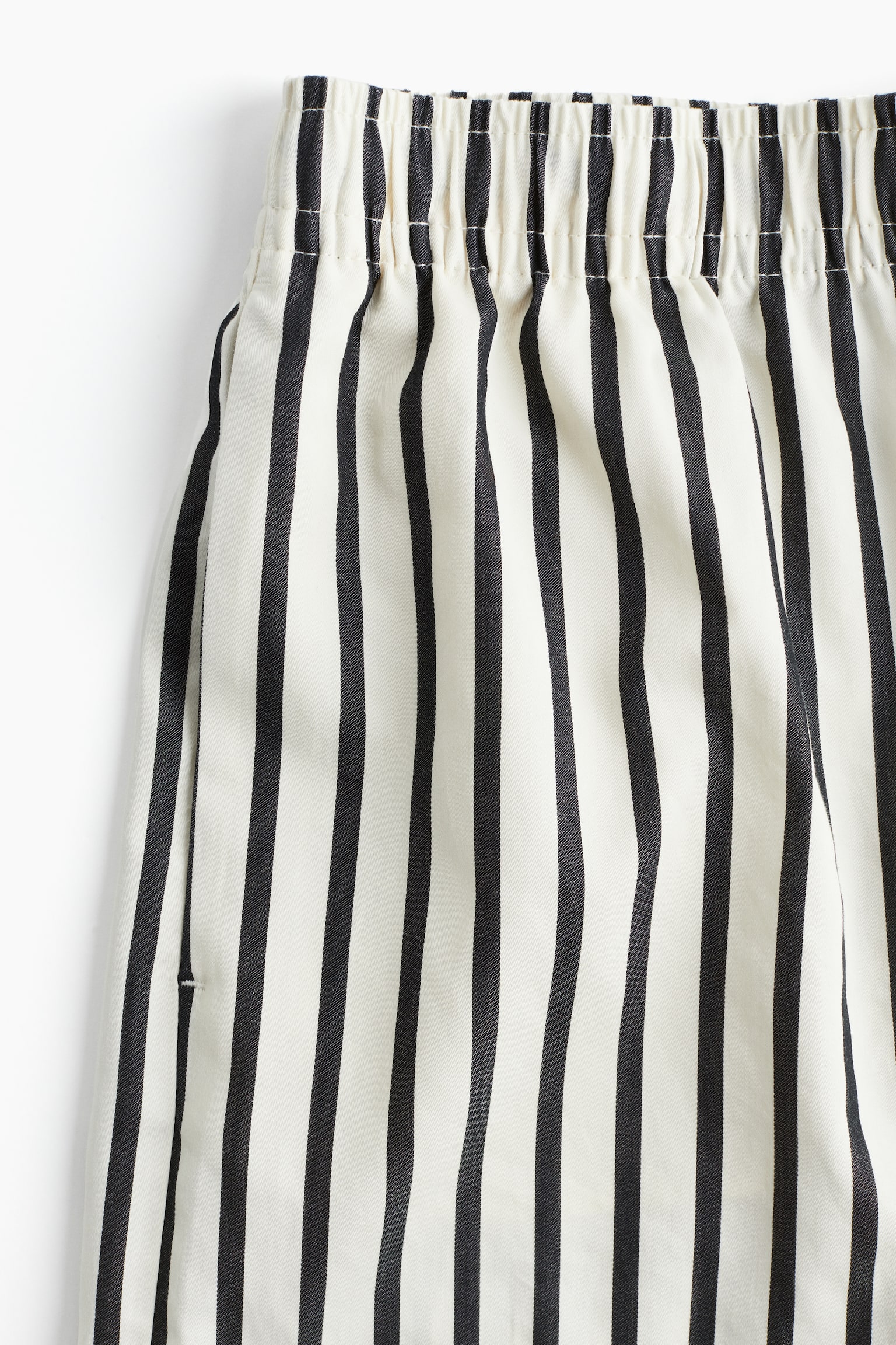 Cotton Pull On Shorts - White/Stripe/Black/Light beige/Floral - 5