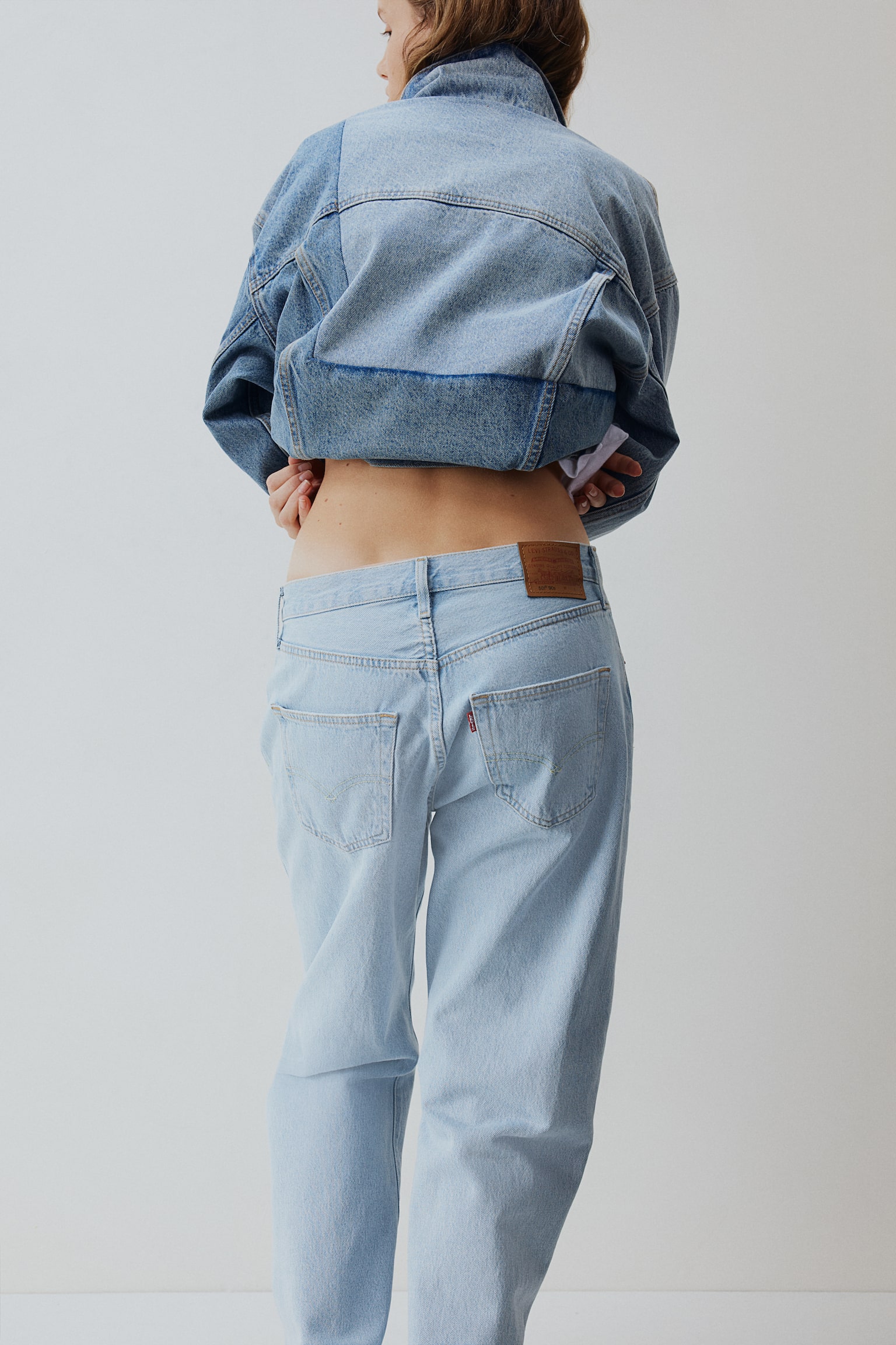 501® '90s Jeans - Light Indigo - Worn In - 3