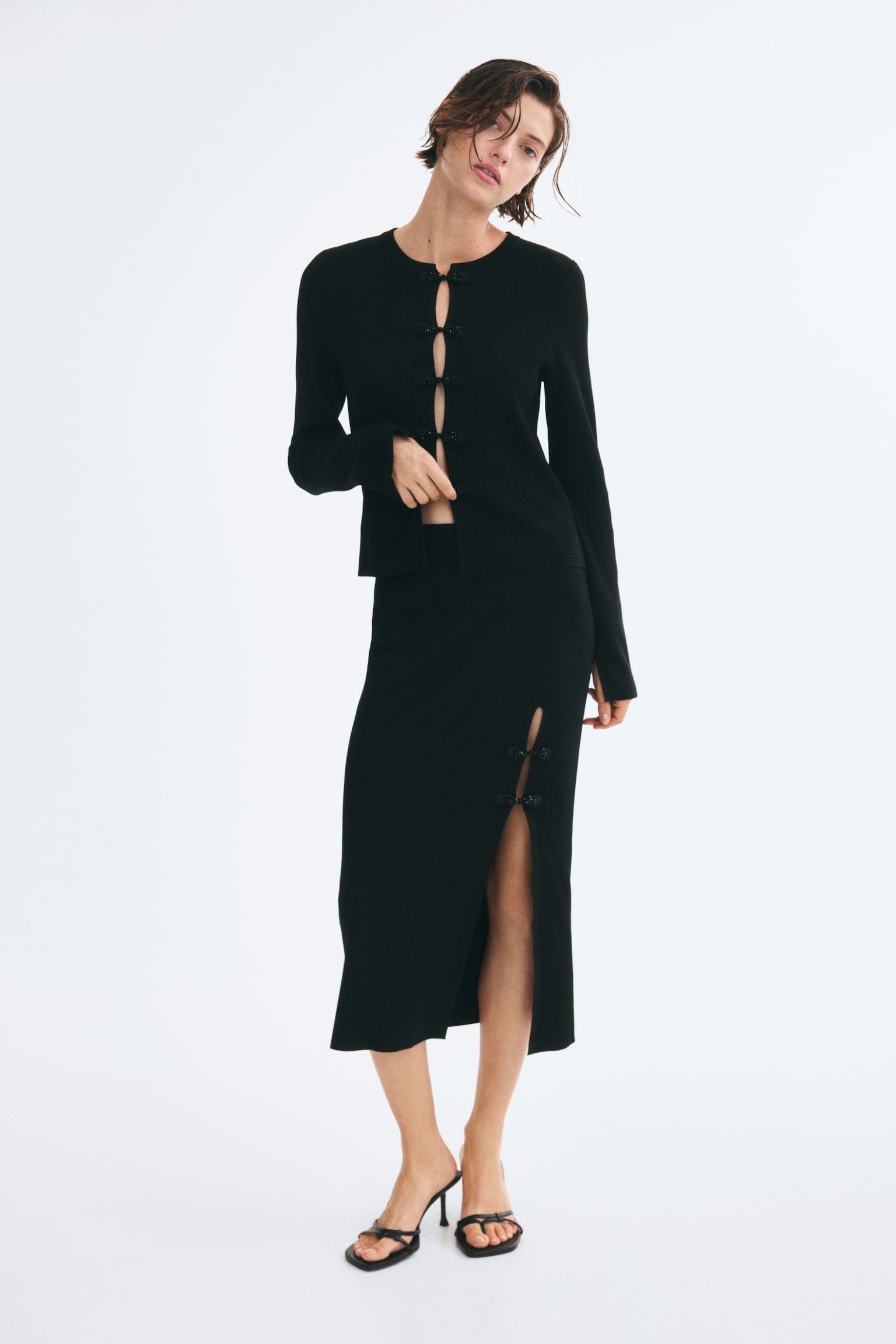 Женский кардиган H&M Rib-Knit Knot-Button, цвет: Чёрный — фото 3