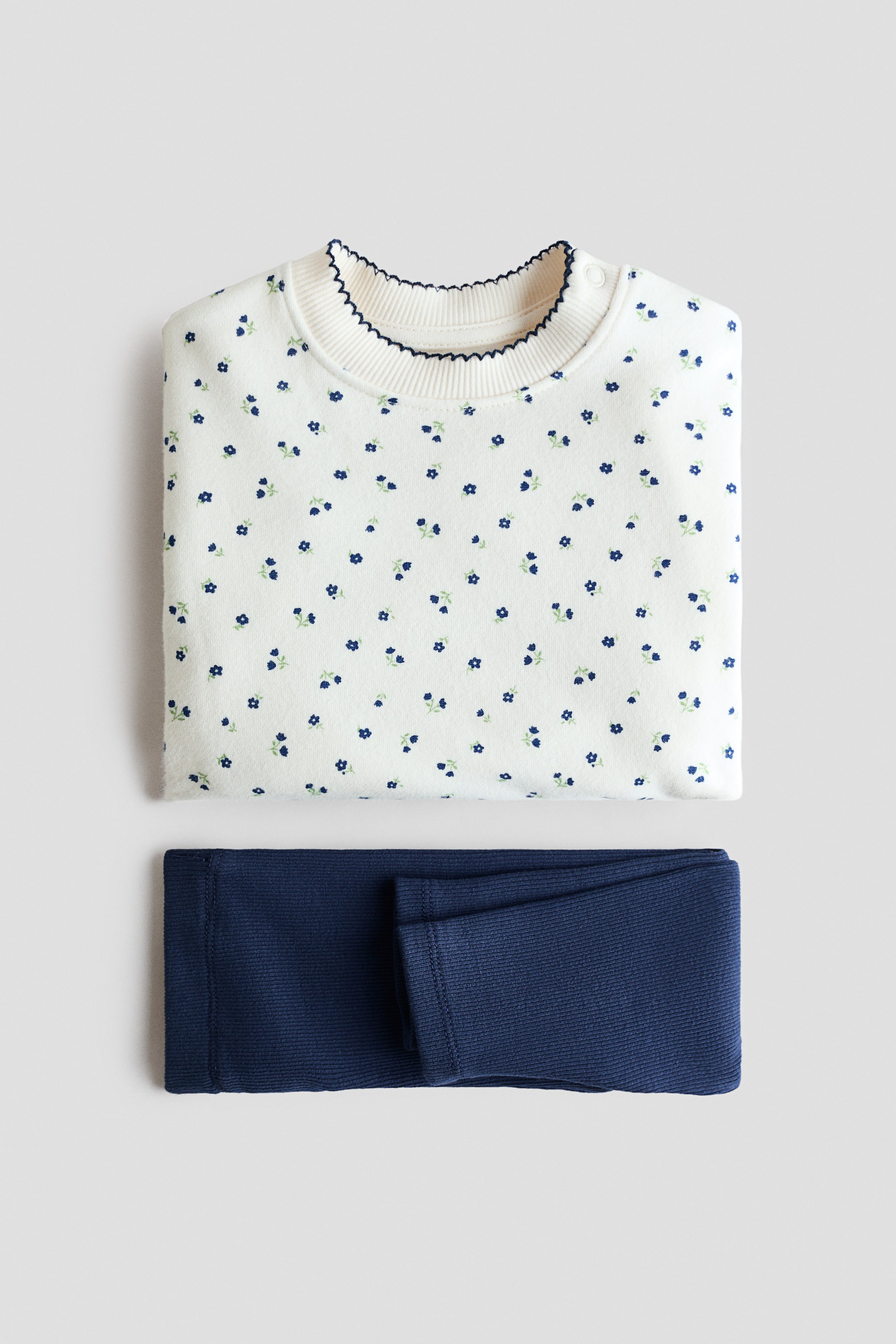 Ensemble 2 pièces chandail et legging