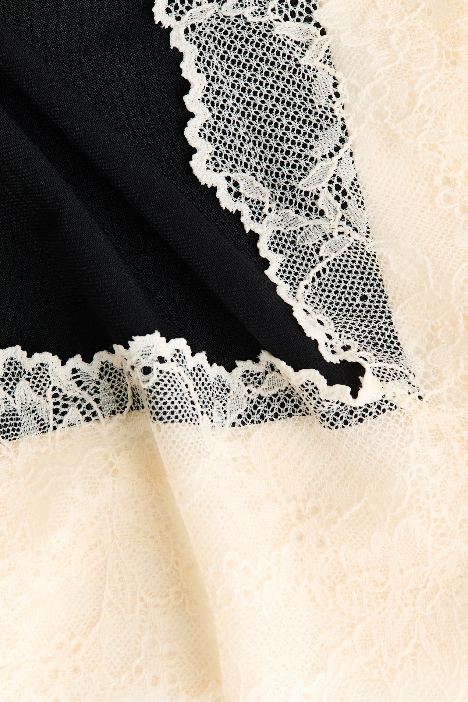 Lace-trimmed skirt - Black/Cream - 3