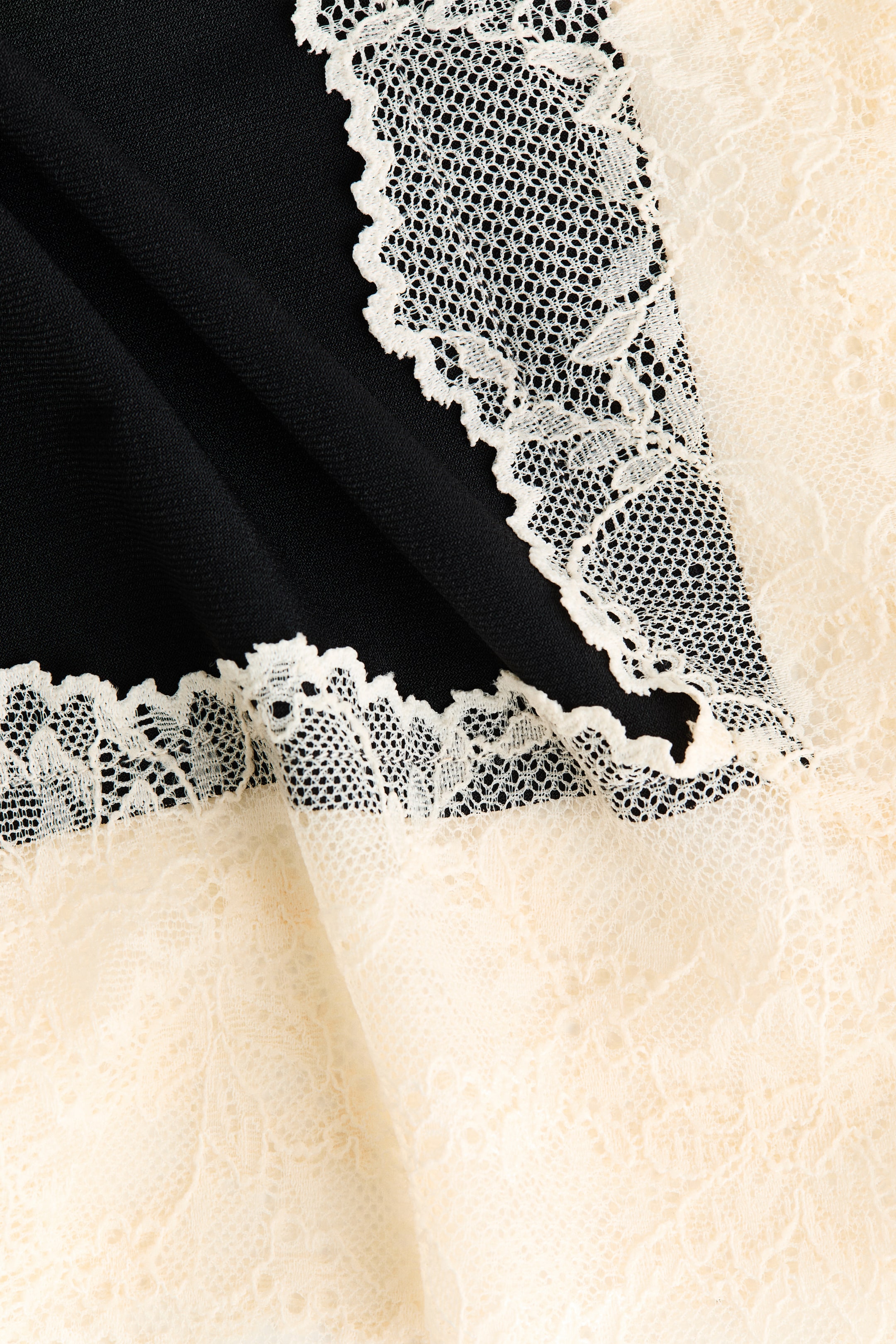 Büyük resmi görüntüle: Dantel Şeritli Etek - Siyah/Krem - KADIN | H&M TR 6