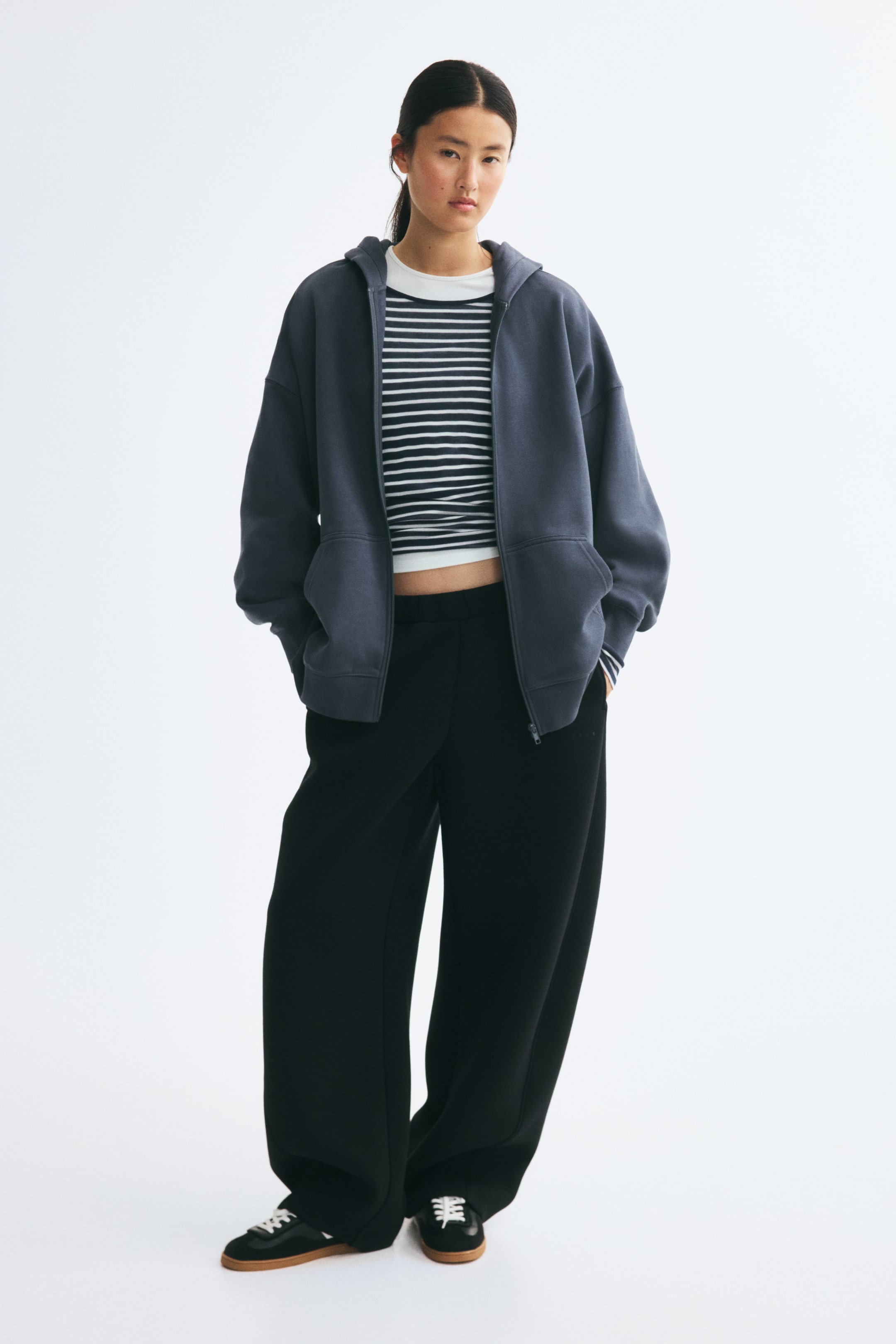 View larger image: Oversized zip-through hoodie - Dark steel blue - Ladies | H&M 1