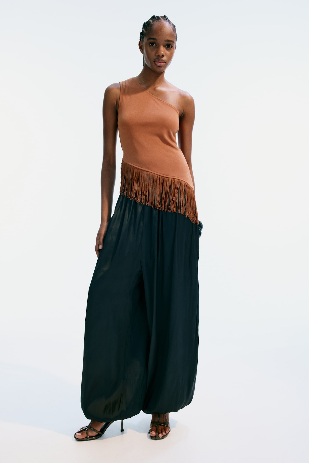 One-Shoulder Top with Fringe - image 4