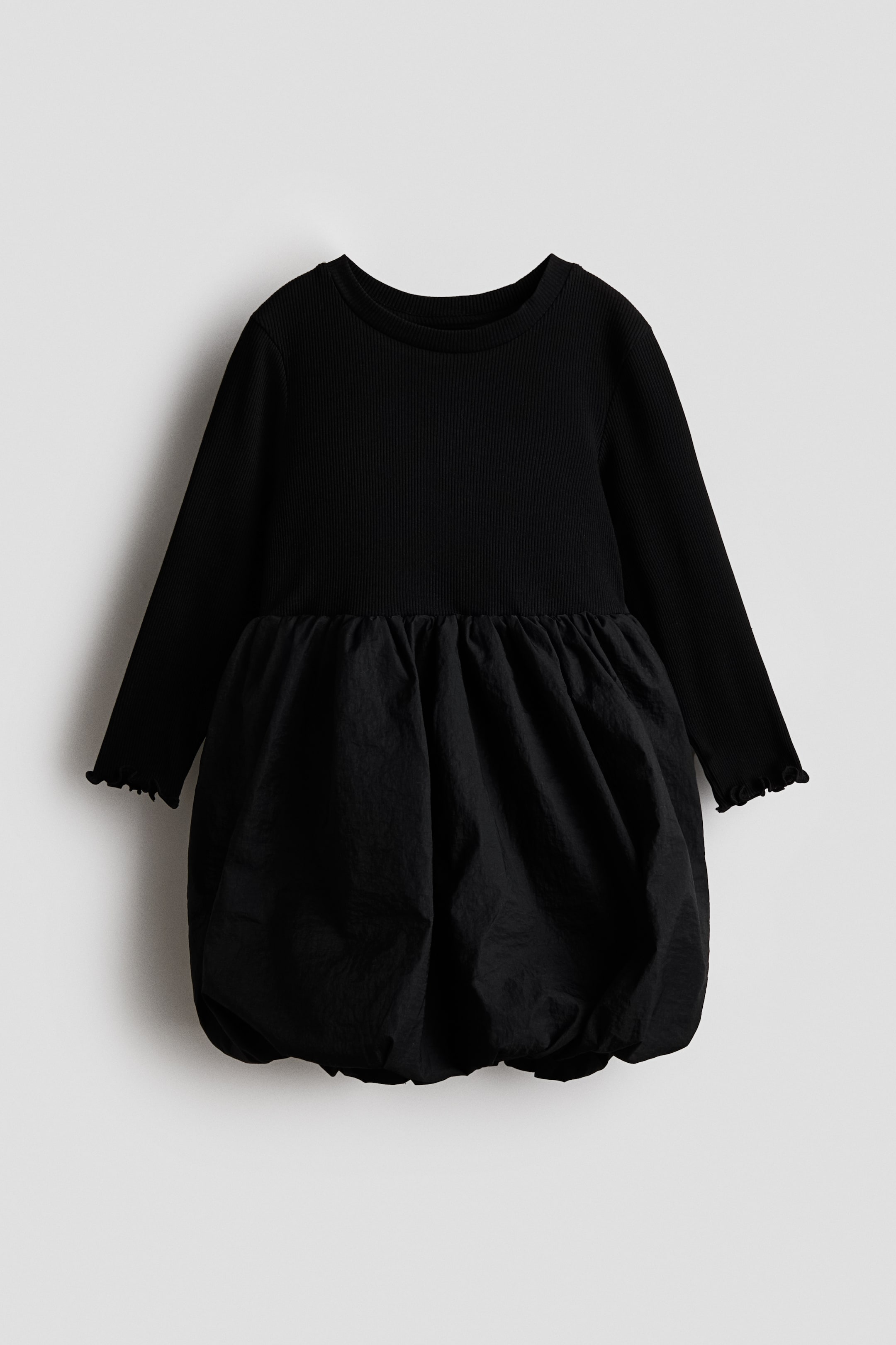 拡大画像を表示: Bubble-hem dress - Black - Kids | H&M JP 4