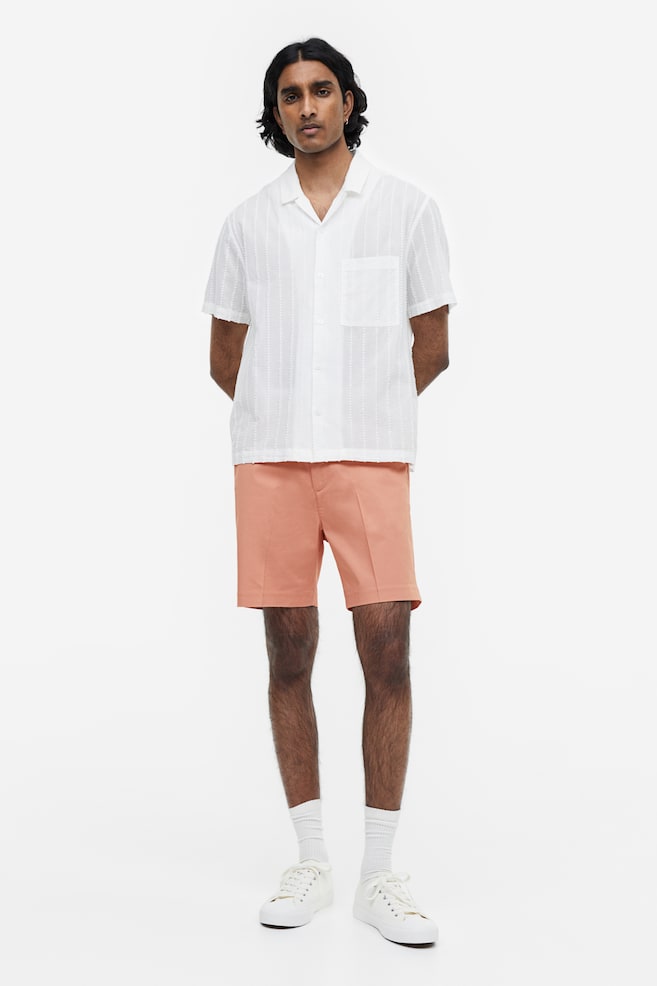 Regular Fit Chino shorts - Salmon pink/Navy blue/Black - 1