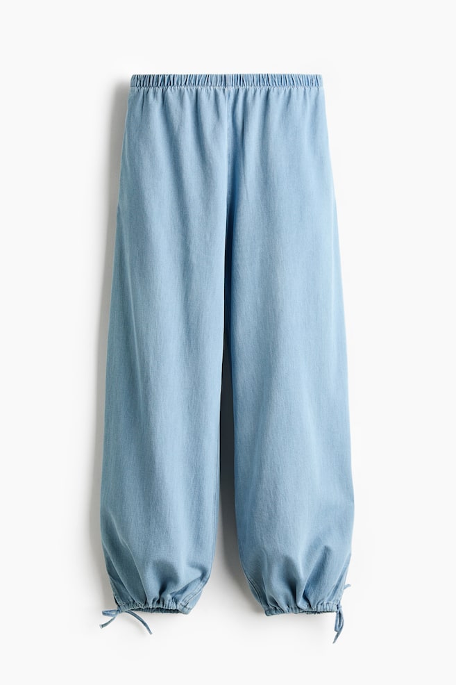 Jeanshose mit Ballonbeinen - Helles Denimblau/Dunkles Denimblau/Dunkles Greige/Schwarz - 1