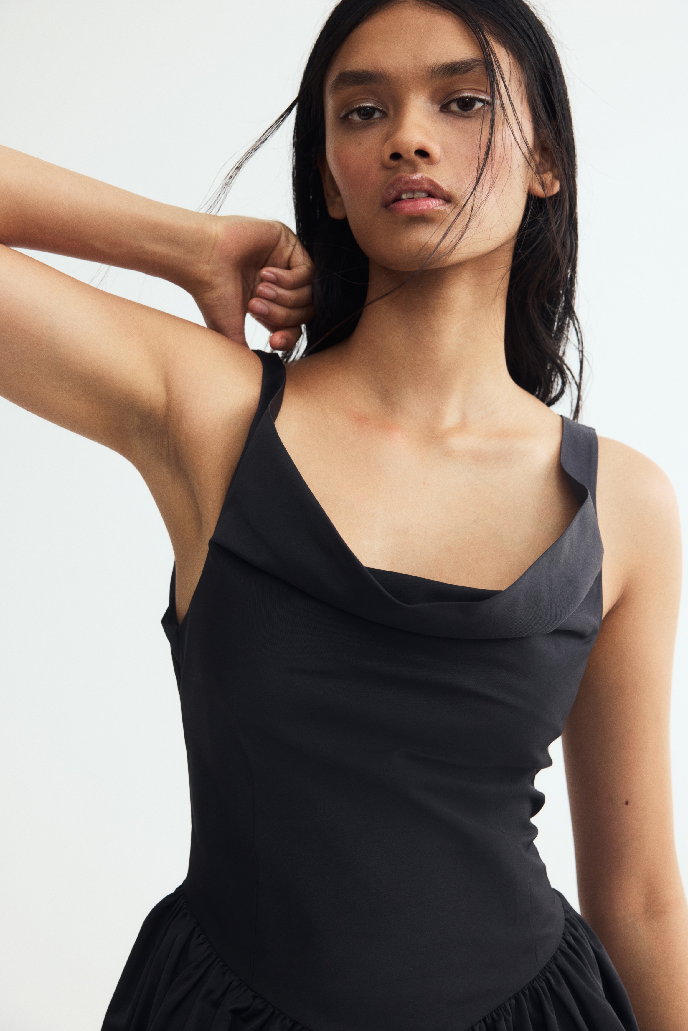brown velvet floral dress ASTR the Label | Burnout Bustier in The figure womanslipon Pre-Set Configuration:4pcs Set w/ 2 NS Bravo Stars Are Bridesmaids