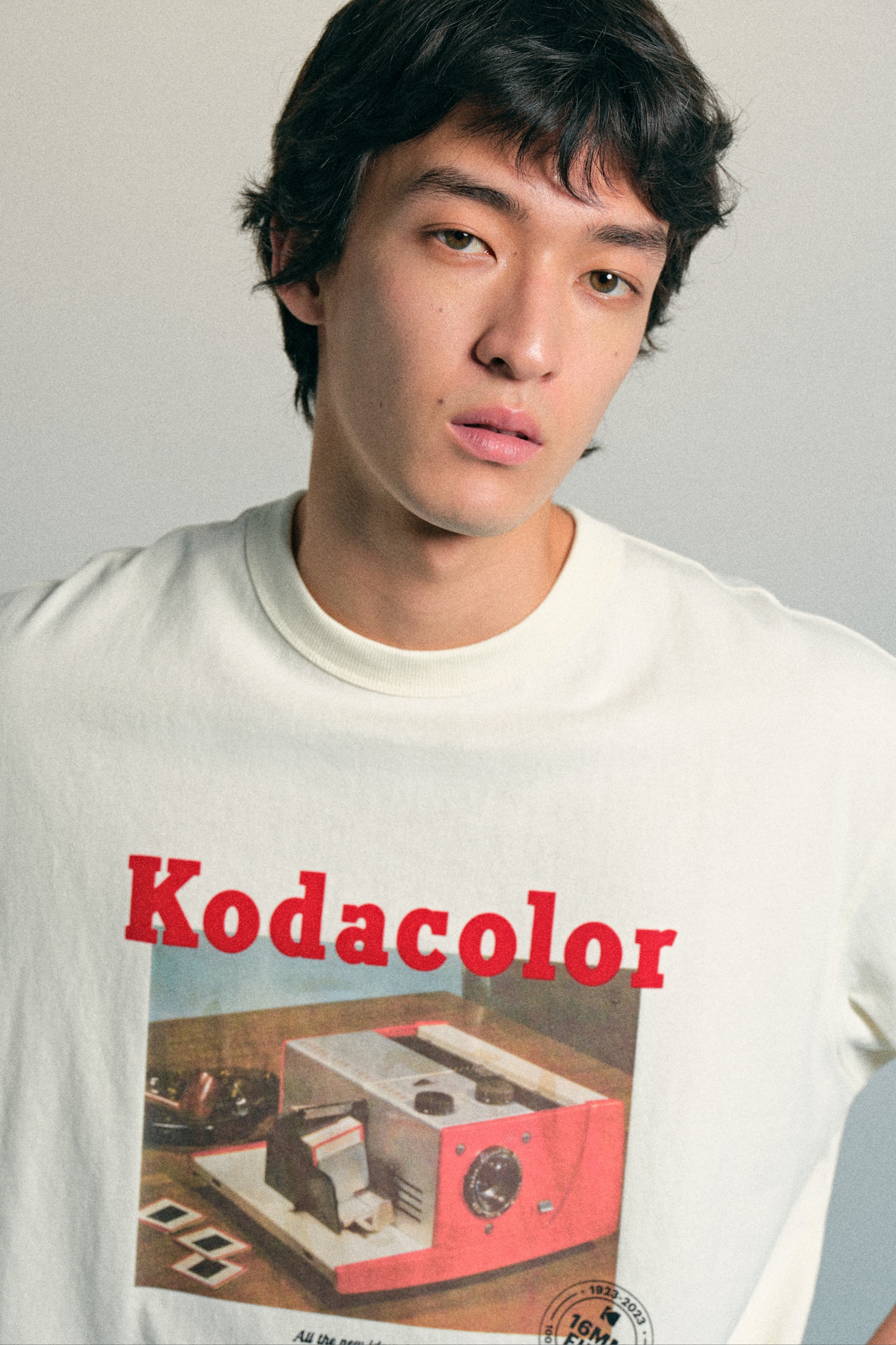 Áo thun bằng cotton in hình dáng rộng - Màu kem/Kodak/Màu xanh lá đậm/Kodak/Màu đen/Kodak - 4