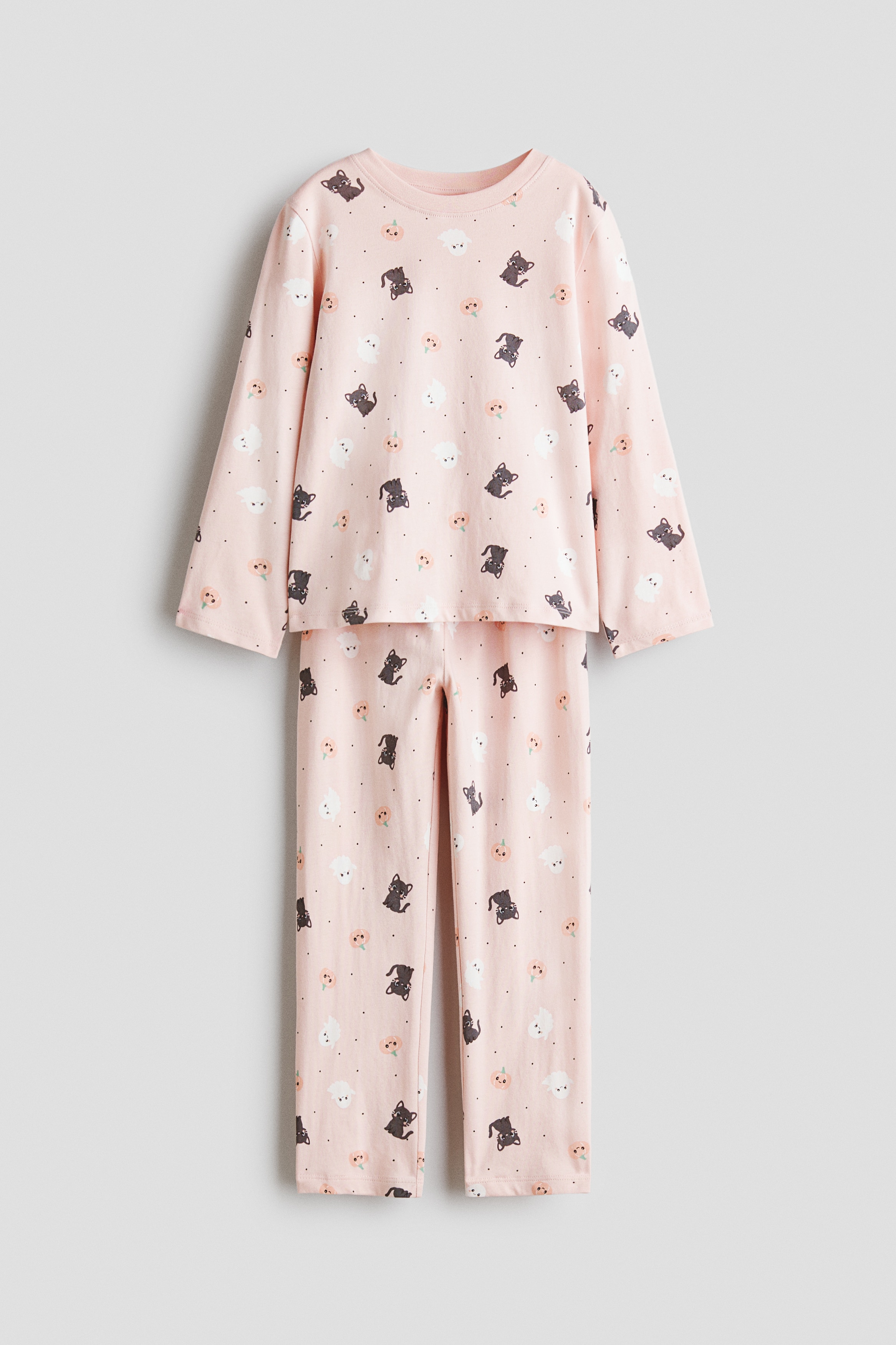 Printed cotton pyjamasModel