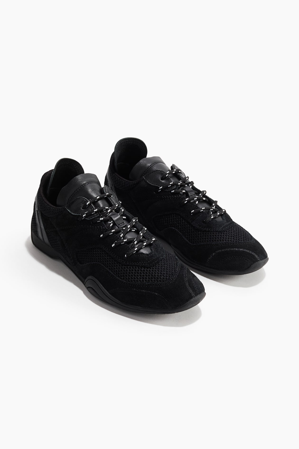 Sneakers - image 5