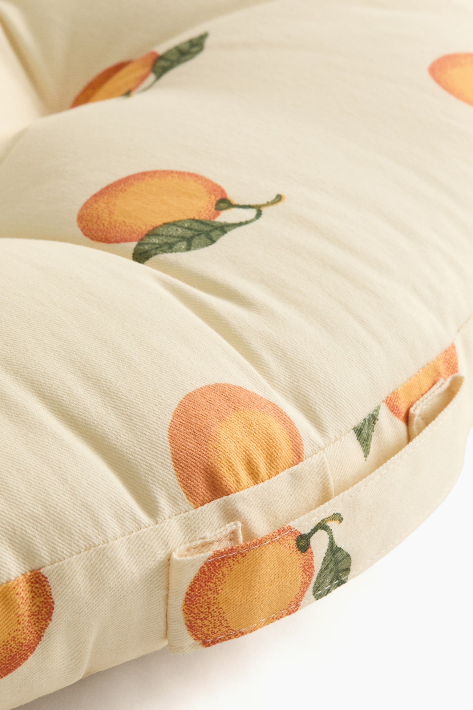 Printed floor cushion - 4