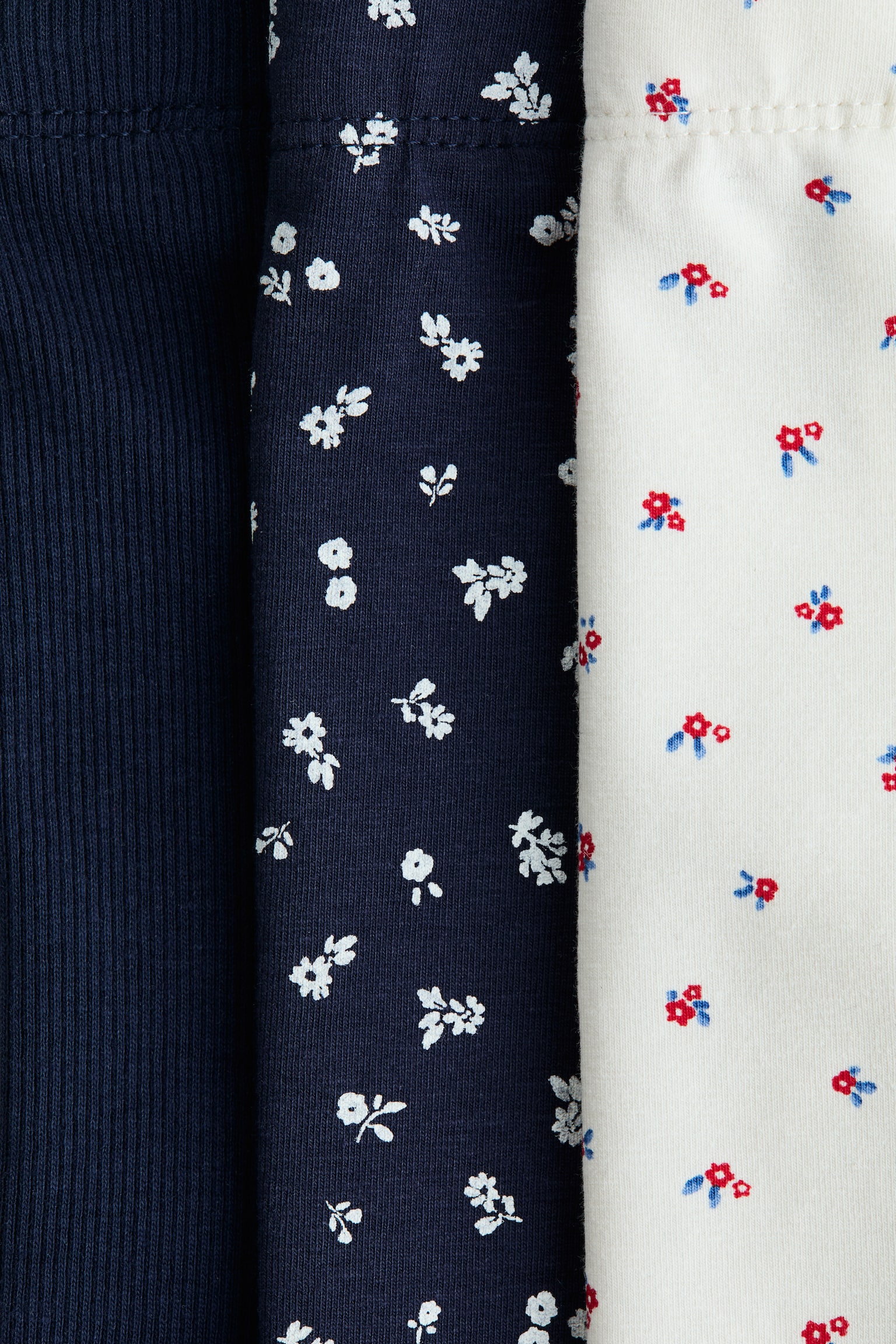 3 kpl puuvillaisia leggingsejä - Laivastonsininen/Kukikas/Beige/Leopardipainatus/Musta/Pilkullinen - 2