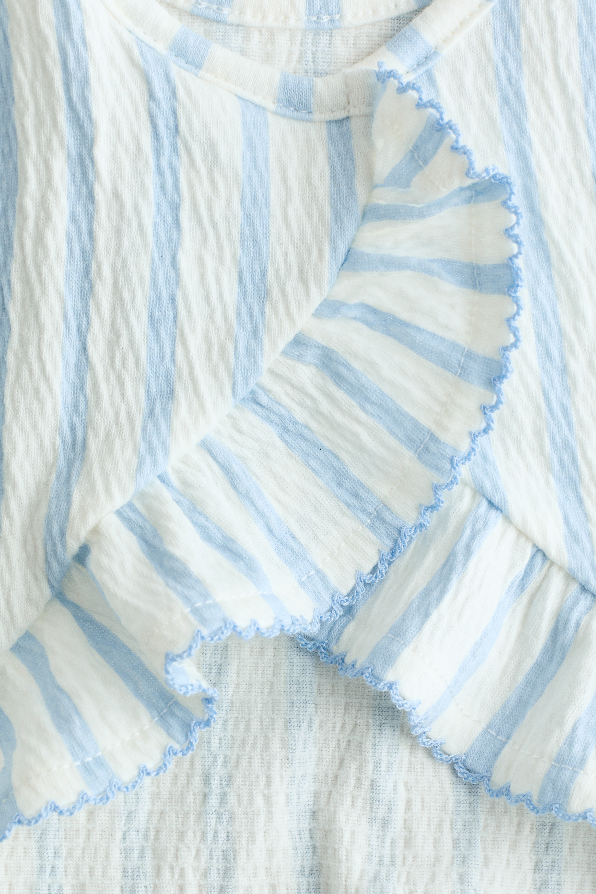 White/light blue striped 2-Piece Crinkled Cotton Set for kids | H&M CA