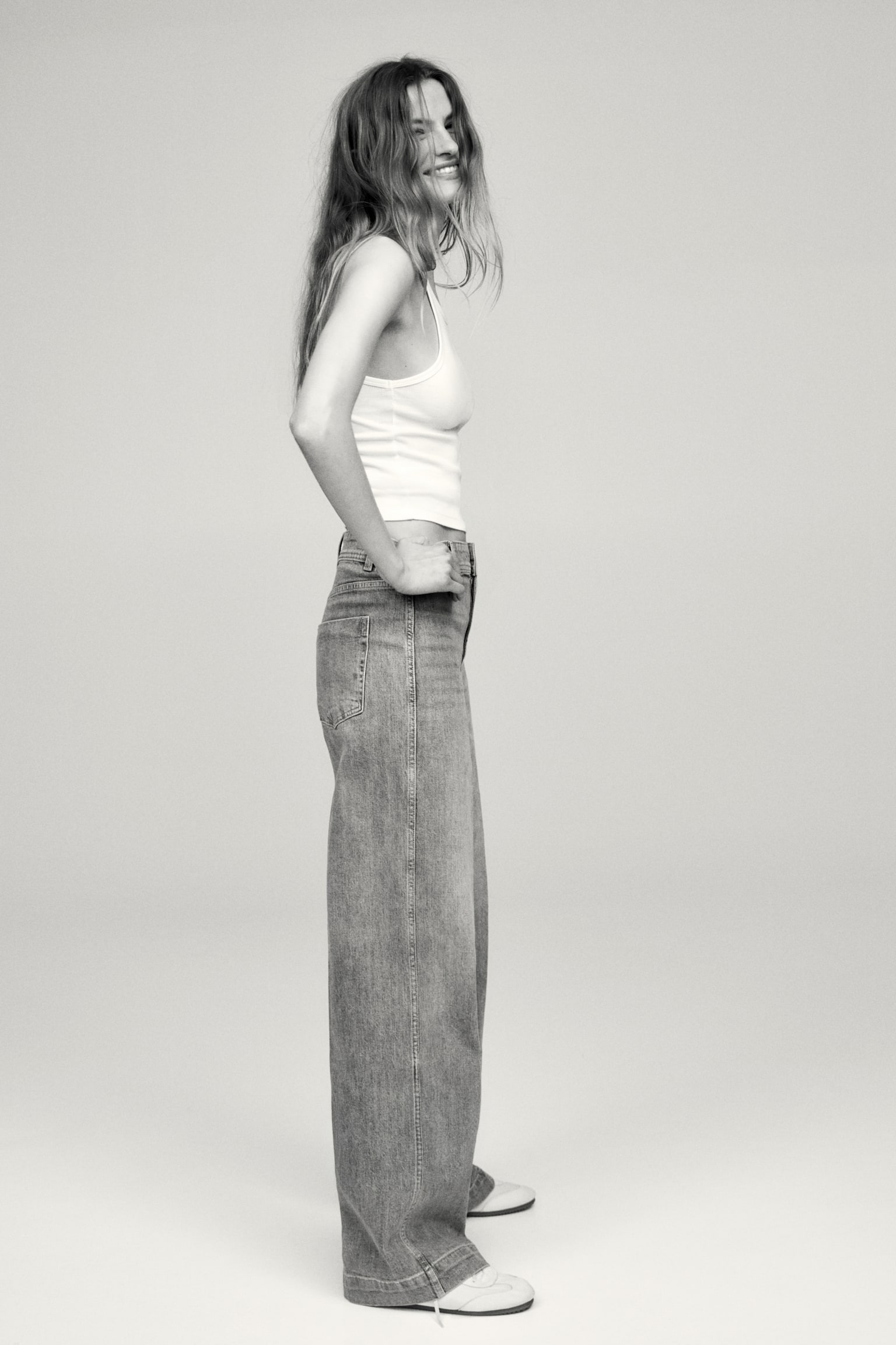 Wide High Jeans - Vaalea deniminsininen/Tumma deniminsininen/Vaaleanbeige/Tumma deniminsininen - 4