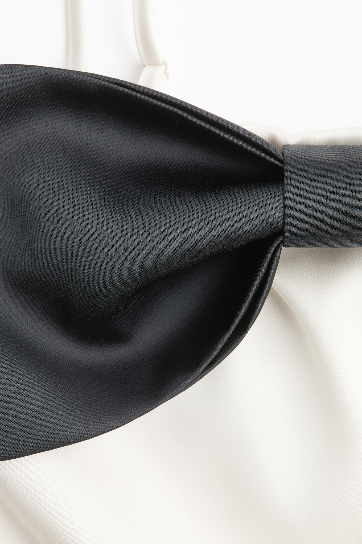 Рокля тип бандо с панделка отпред - Бял/Черен - 5