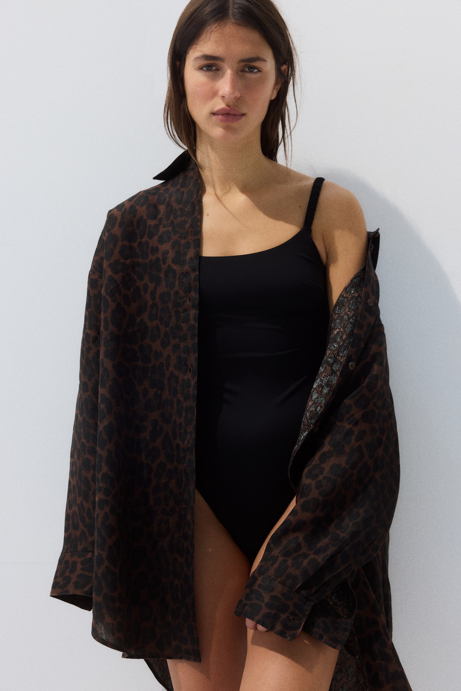 Linen beach shirt - Dark brown/Leopard print/White/Black - 3