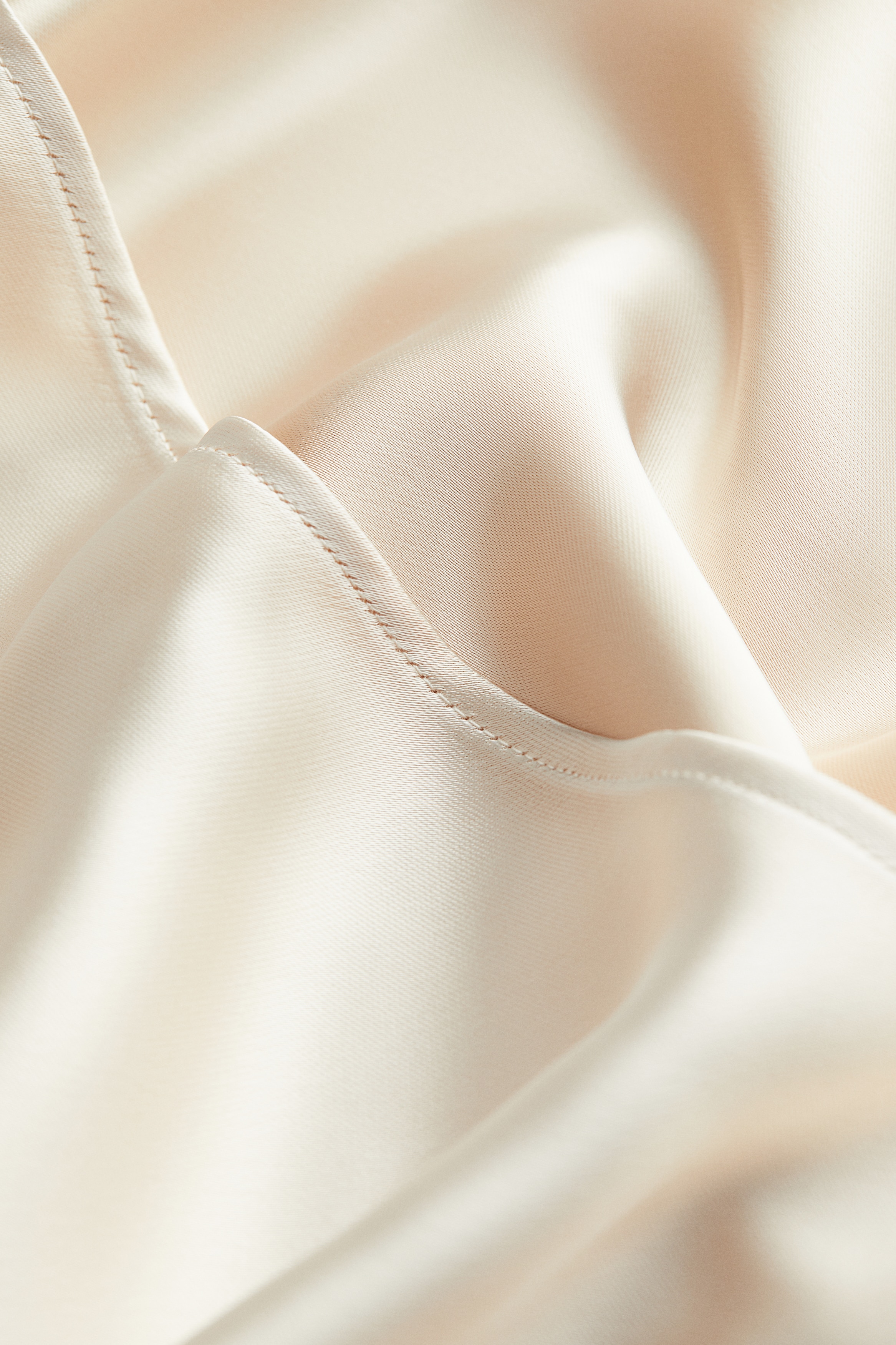 h&m cream satin dress Ladies - Pale Yellow Lace-Detail Satin Dress with Scarf - Size: XXL