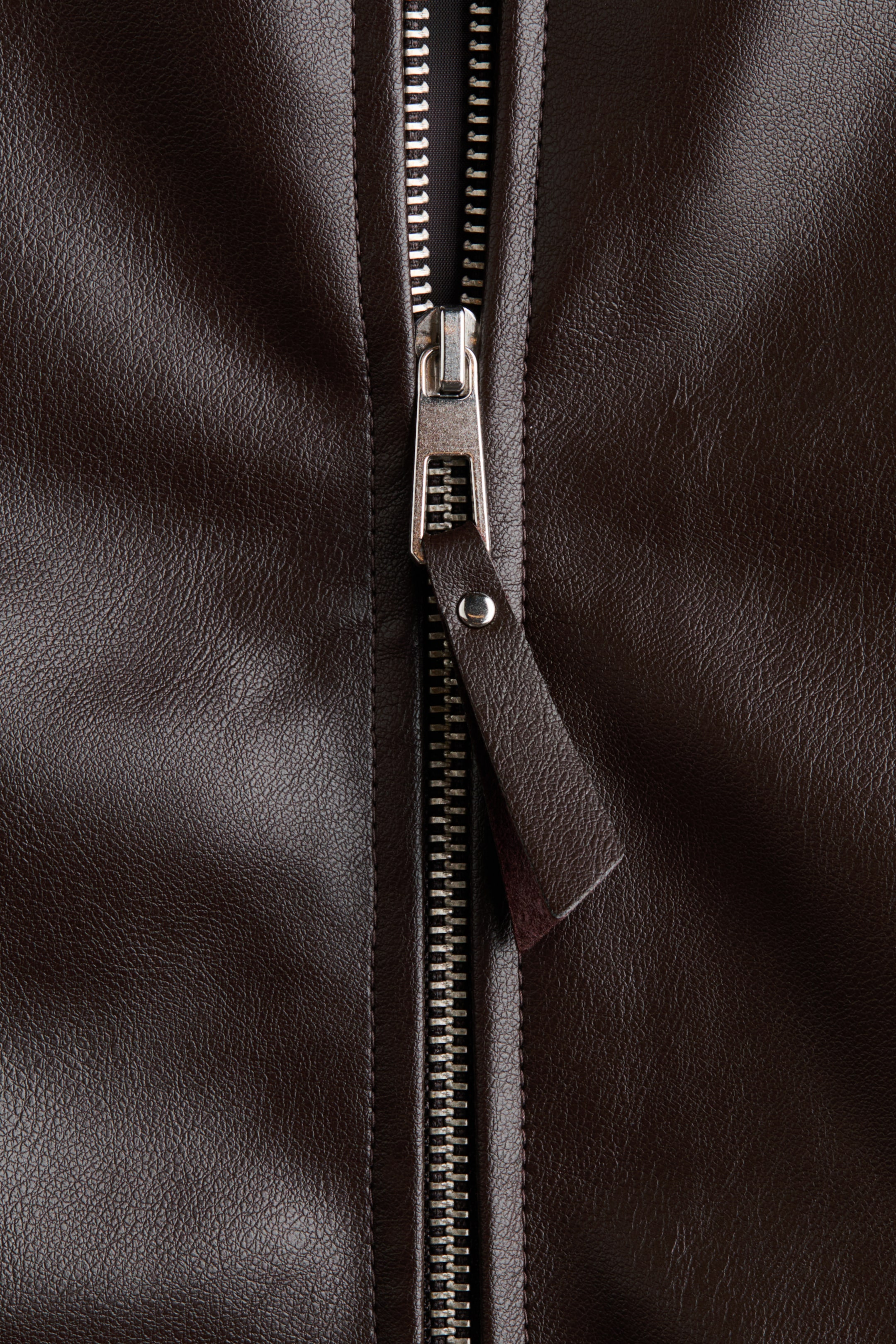 Женские куртки H&M Coated Funnel-Collar Jacket — фото 6
