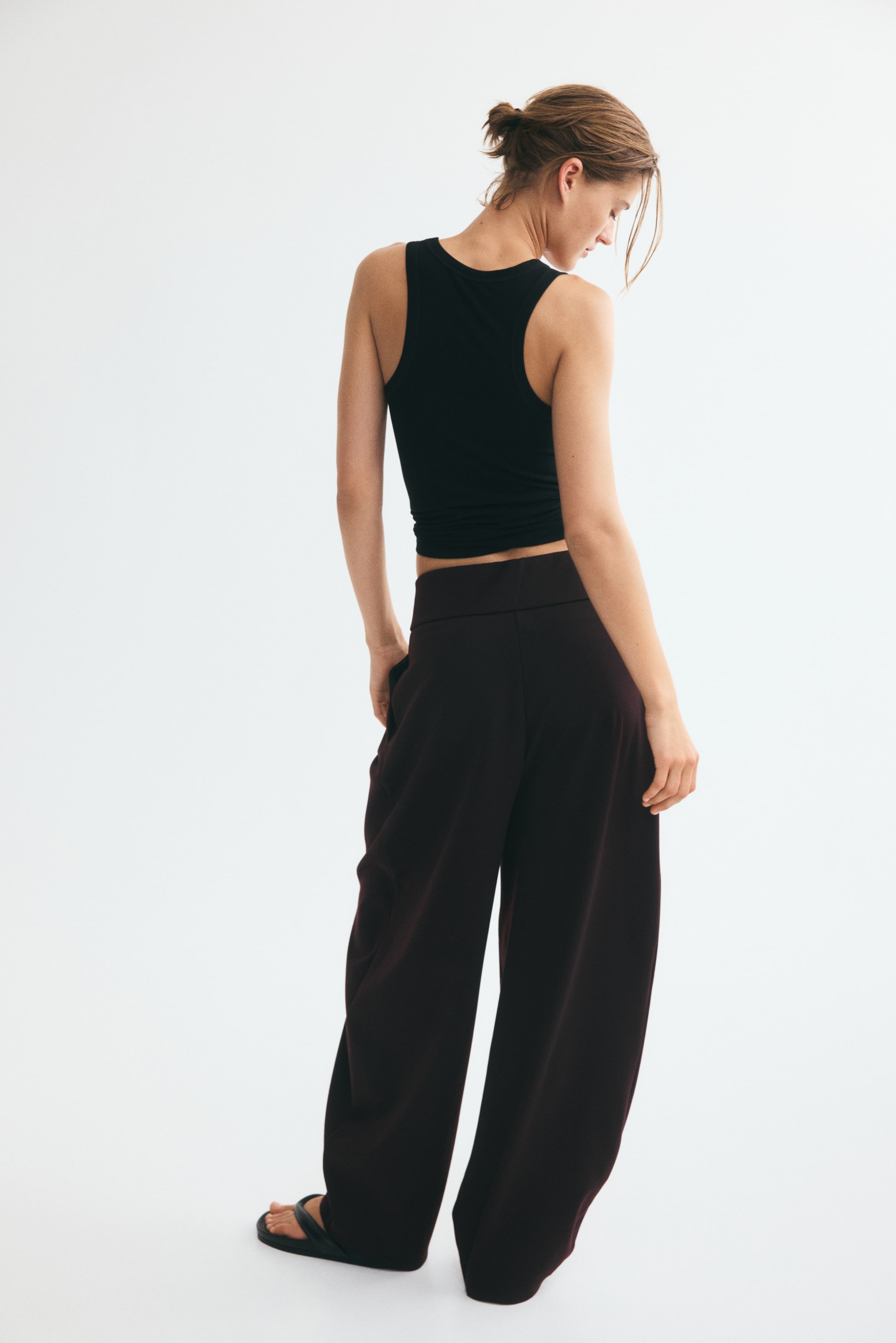 Pleated Barrel-Leg Pants