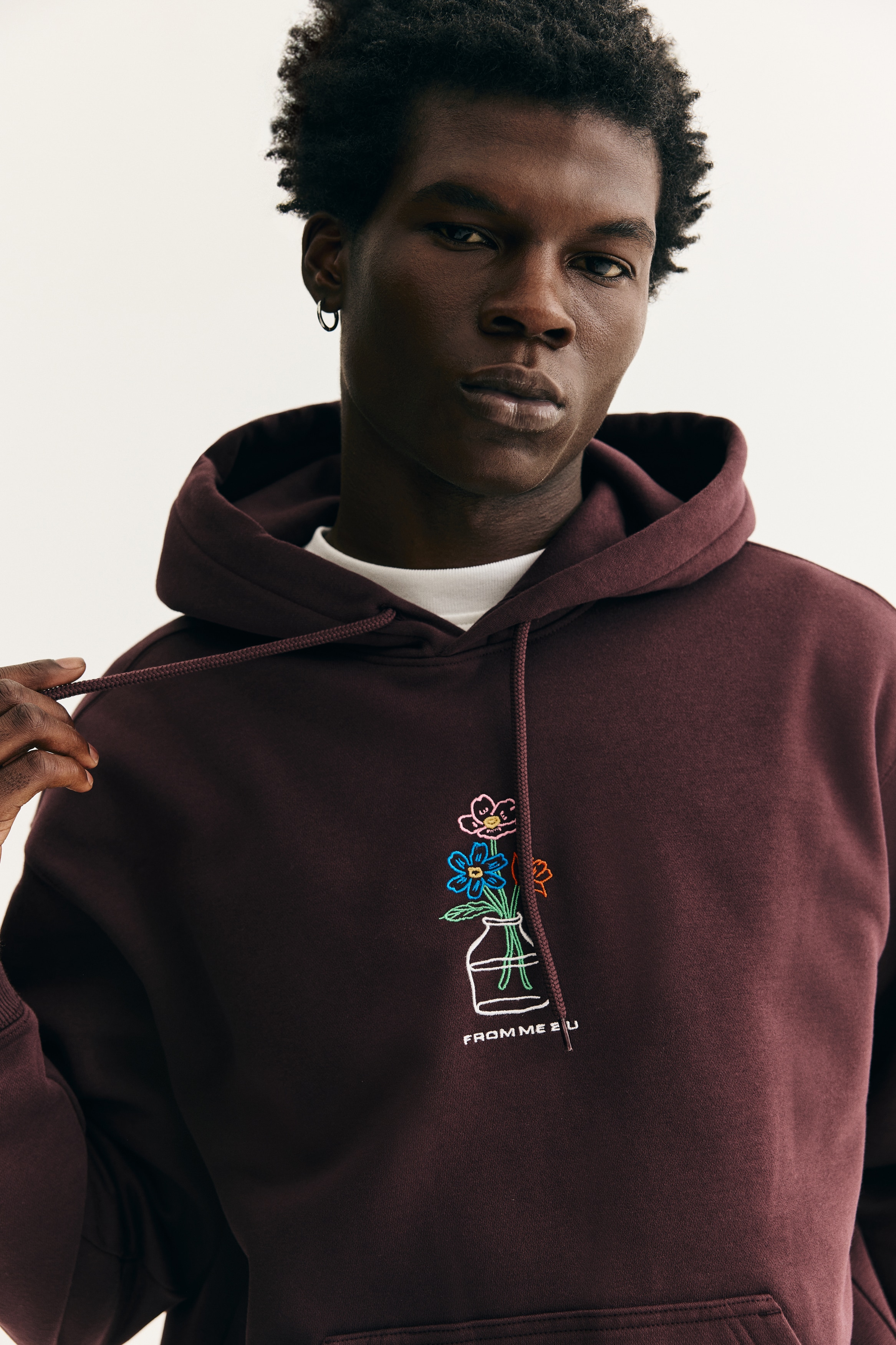 Áo hoodie in hình Loose Fit - Màu đỏ mận/Màu đỏ rượu/Feel real/Màu xanh lá đậm/Endless Peaks/Màu đen/Found/Hồng khói/Herbarium Archives
