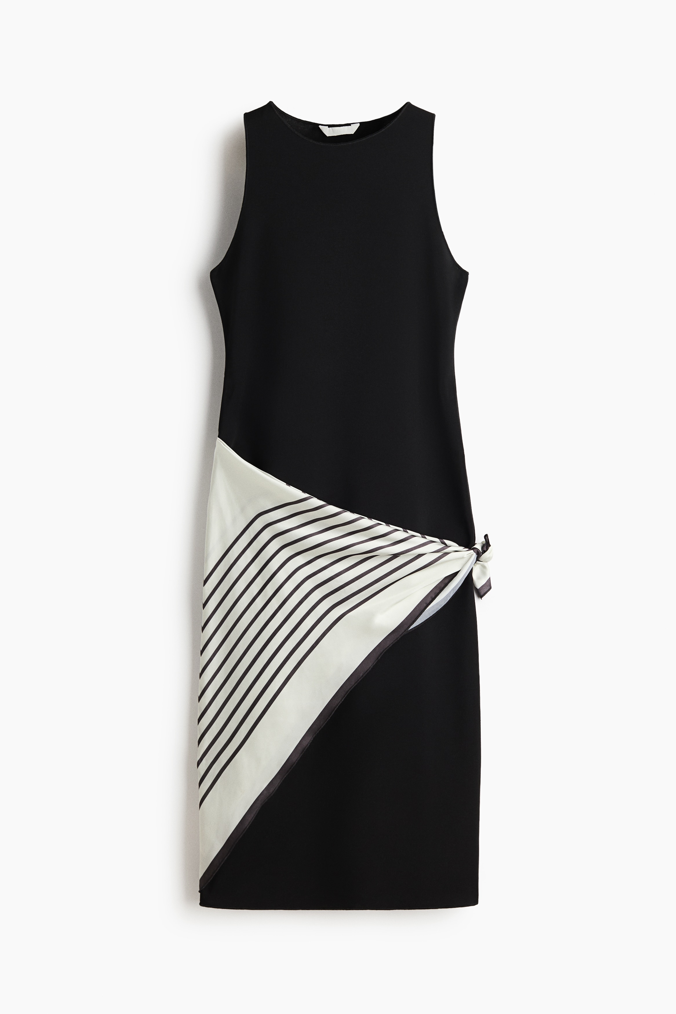 Kjole med tørklædedetalje - Sort/Hvid