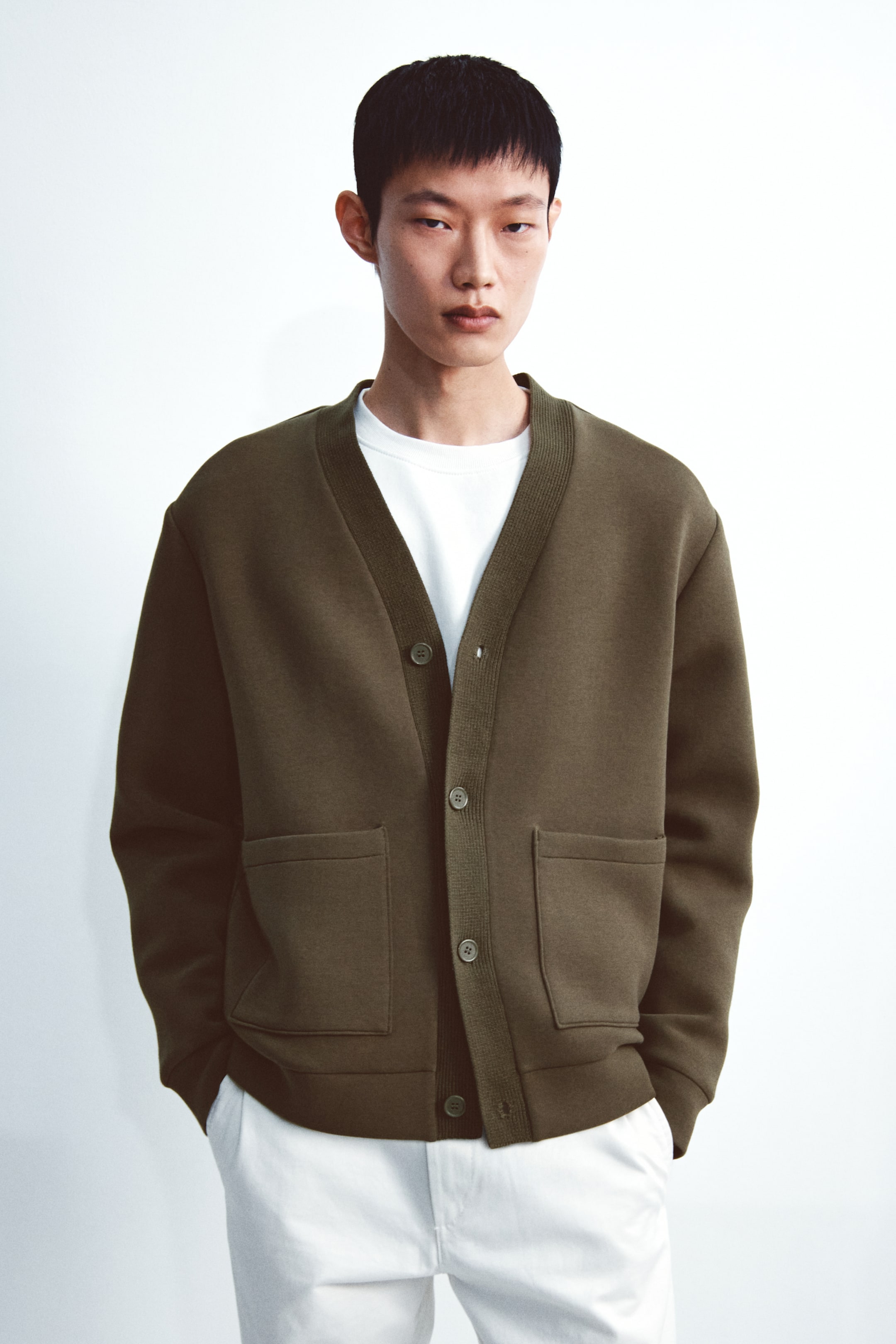 Xem ảnh lớn hơn: Áo cardigan Loose Fit - Màu xanh kaki đậm - Men | H&M VN 2