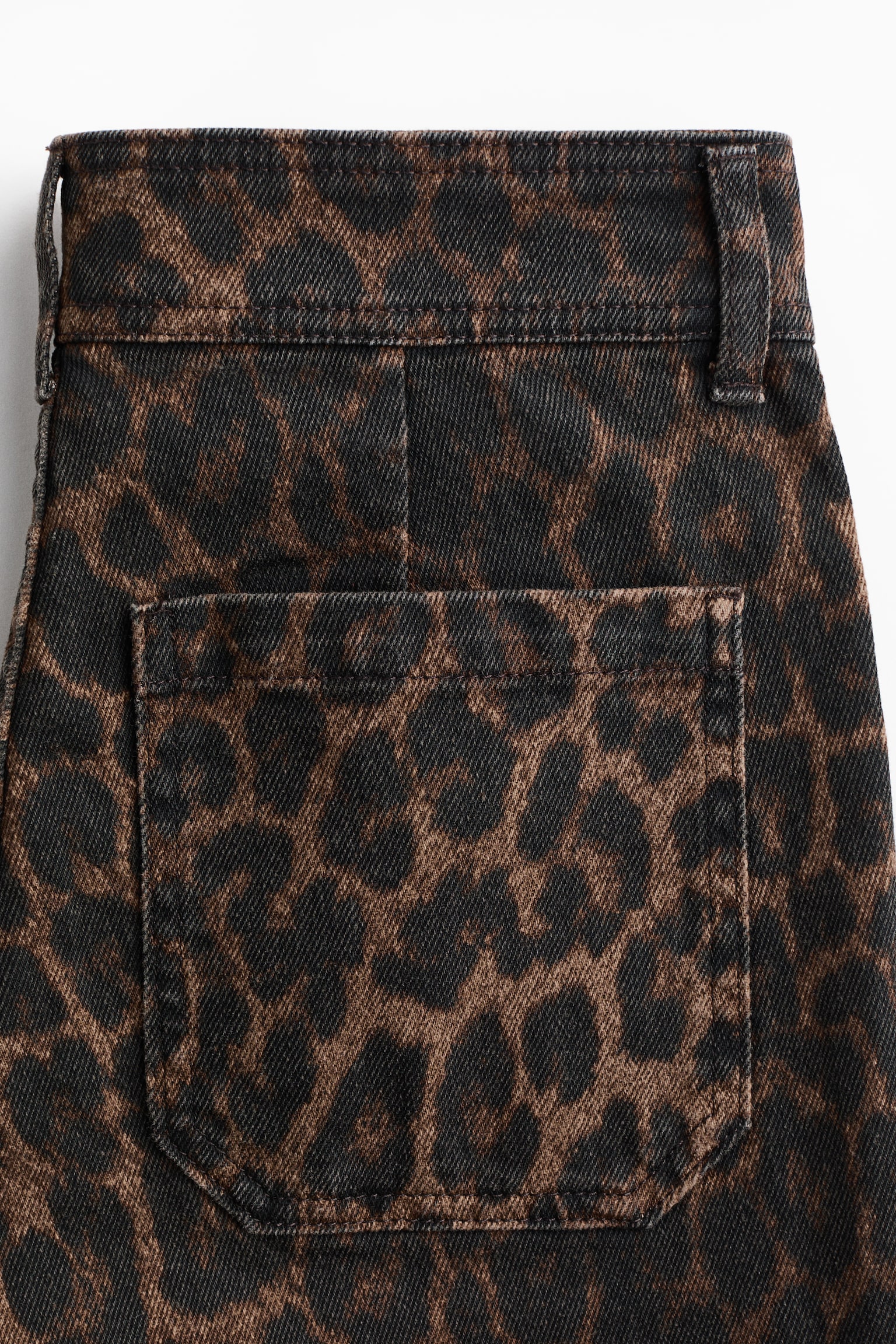 Flared High Jeans - Brown/leopard print/White/Dark denim blue/Dark denim blue/Peach pink/White - 2